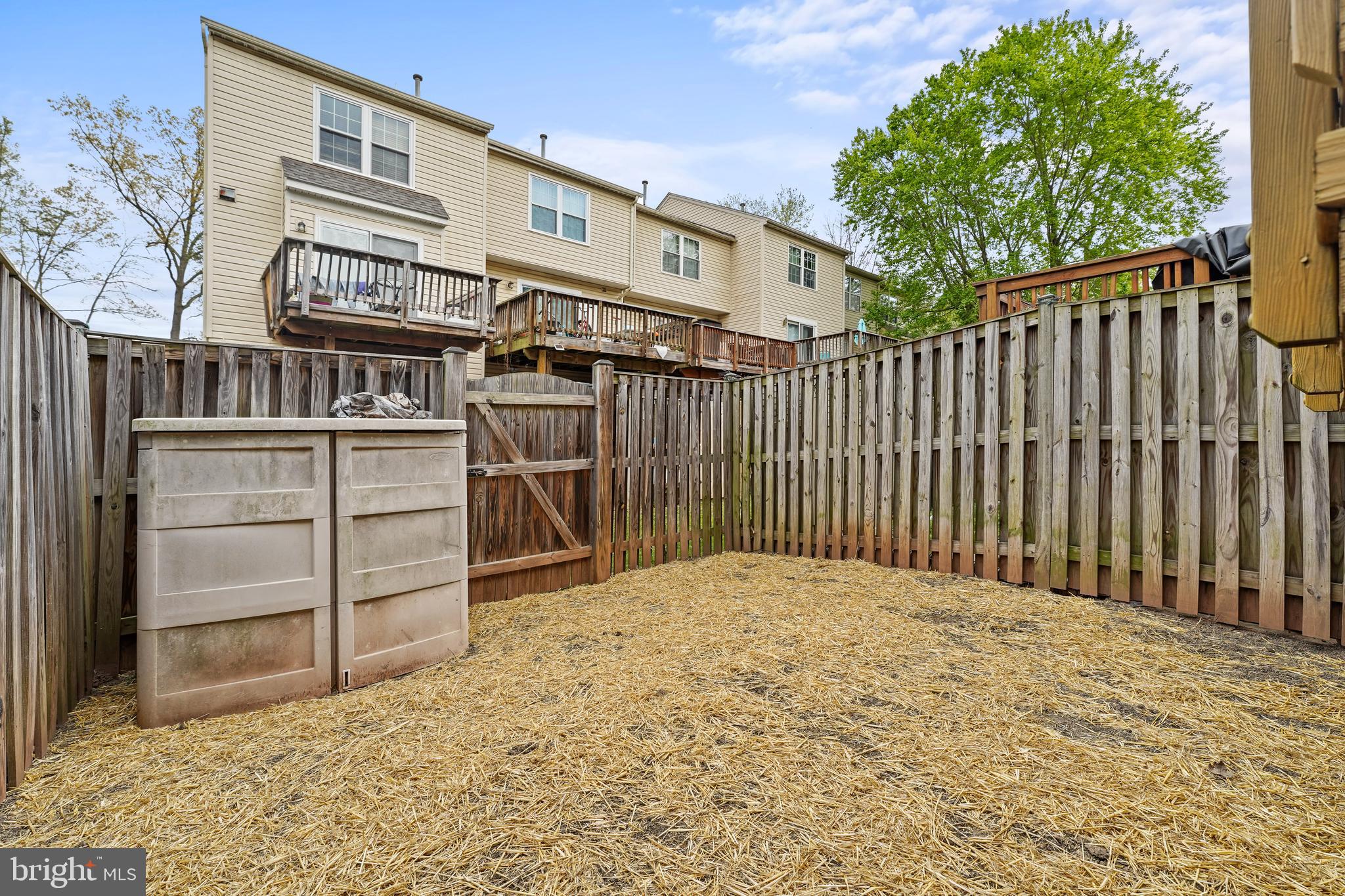 CENTREVILLE GREEN - Residential