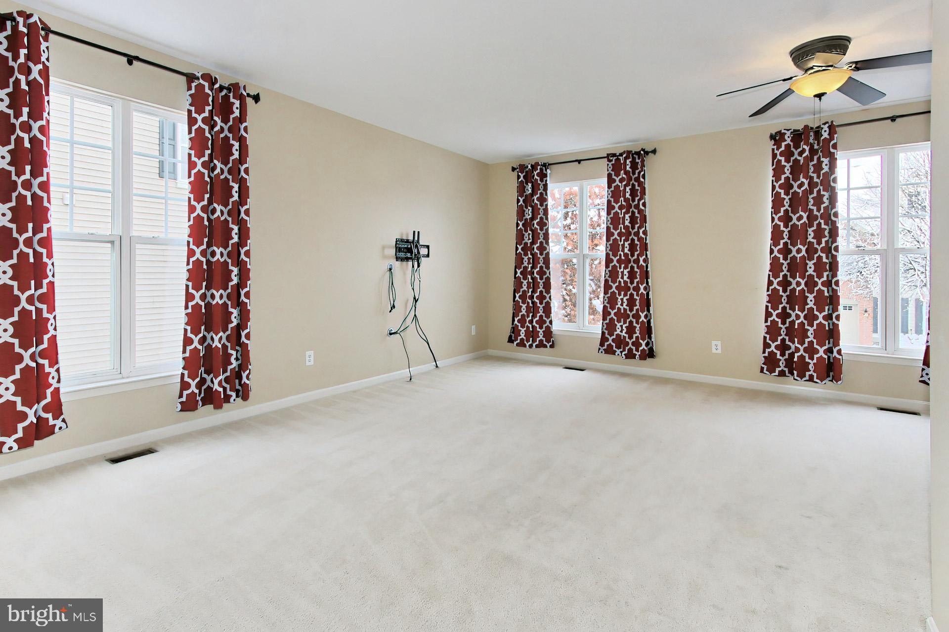 PEMBROOKE/VICTORY LAKES - Residential Lease