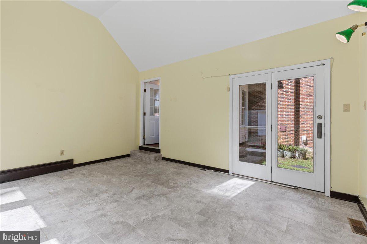 MOYAONE RESERVE - Residential