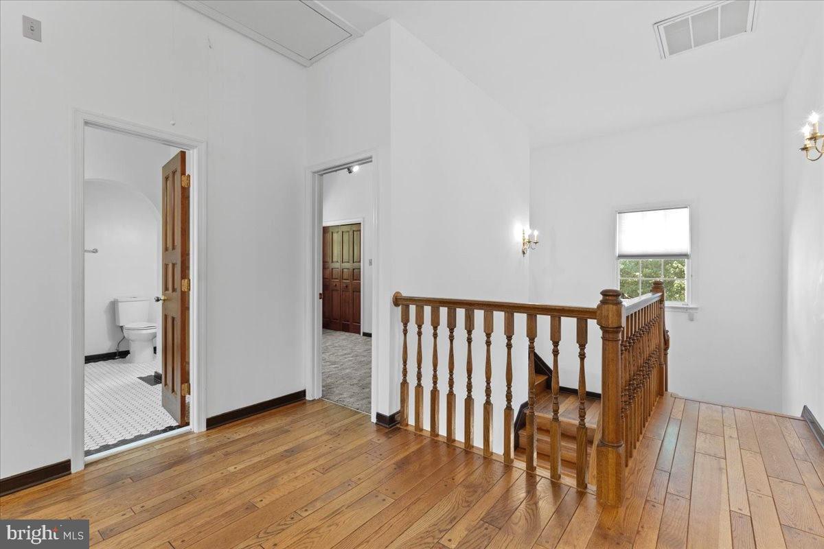 MOYAONE RESERVE - Residential