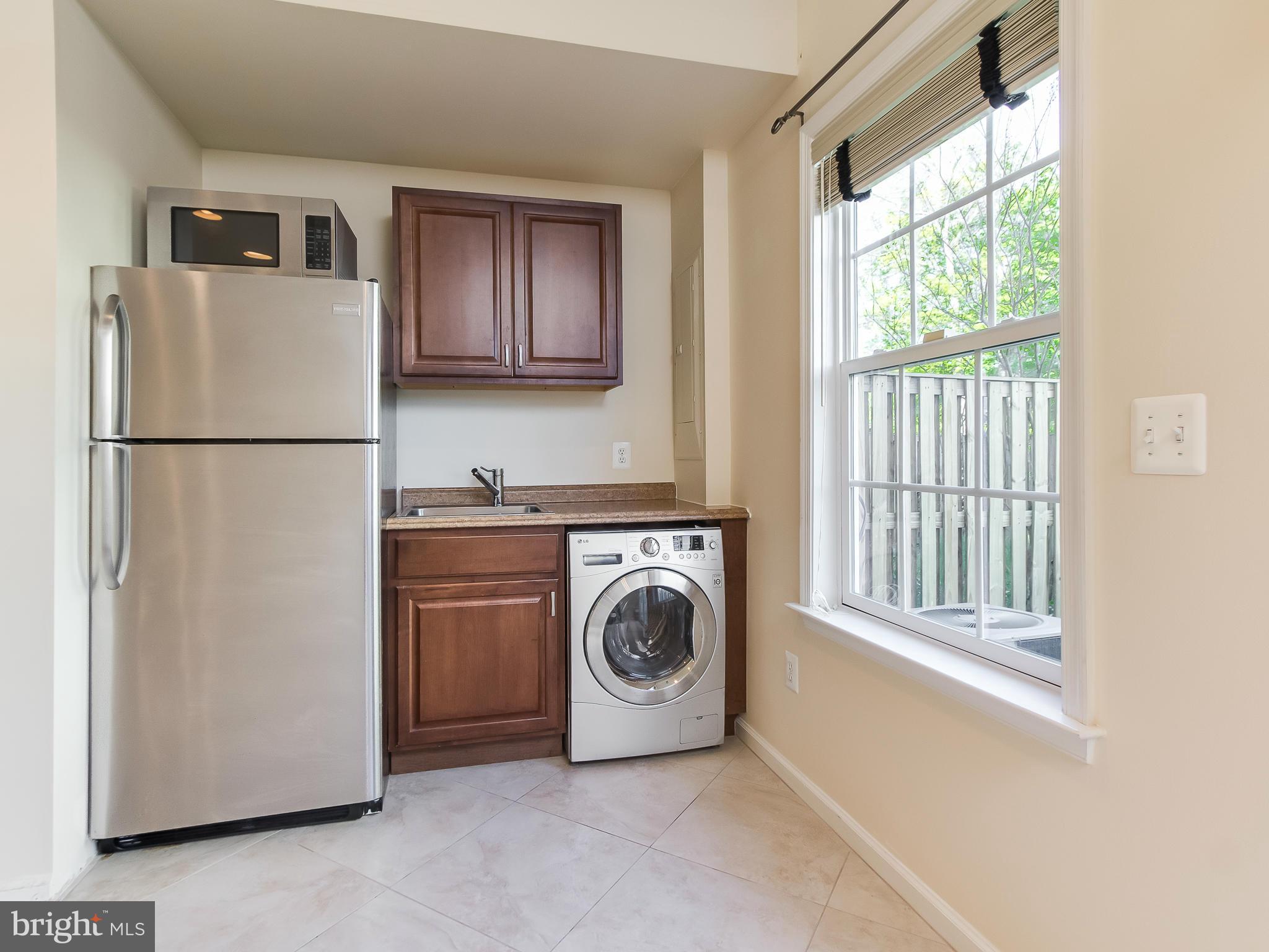 AVERY PARK - Residential