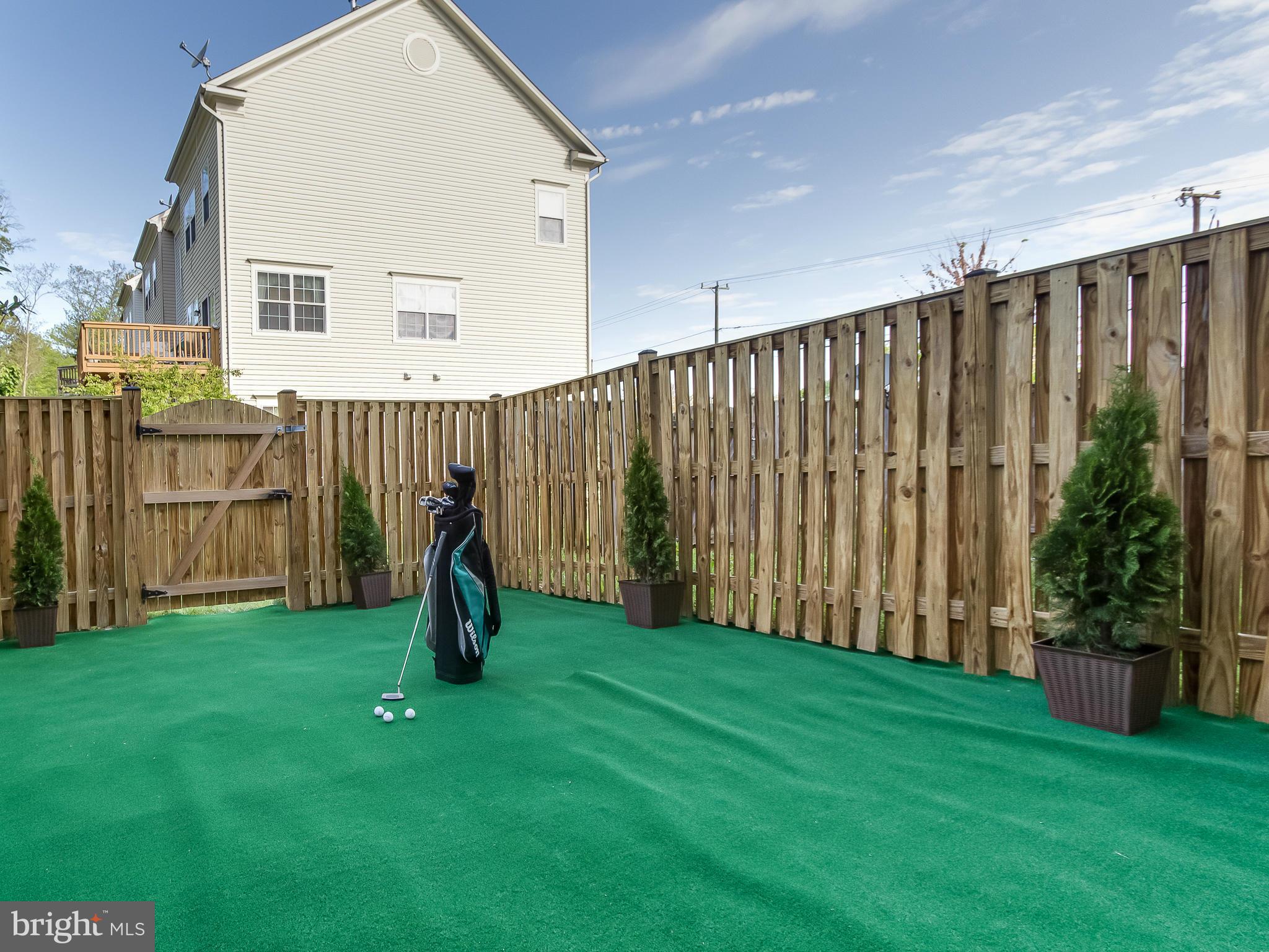 AVERY PARK - Residential