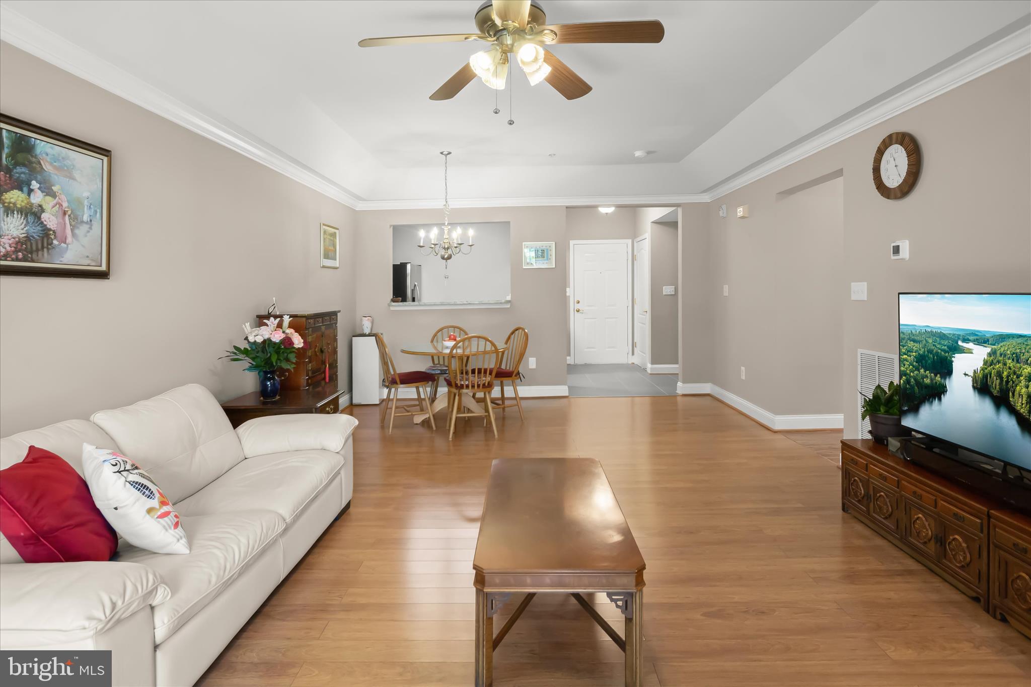 VILLAGE OF RIVER HILL - Residential