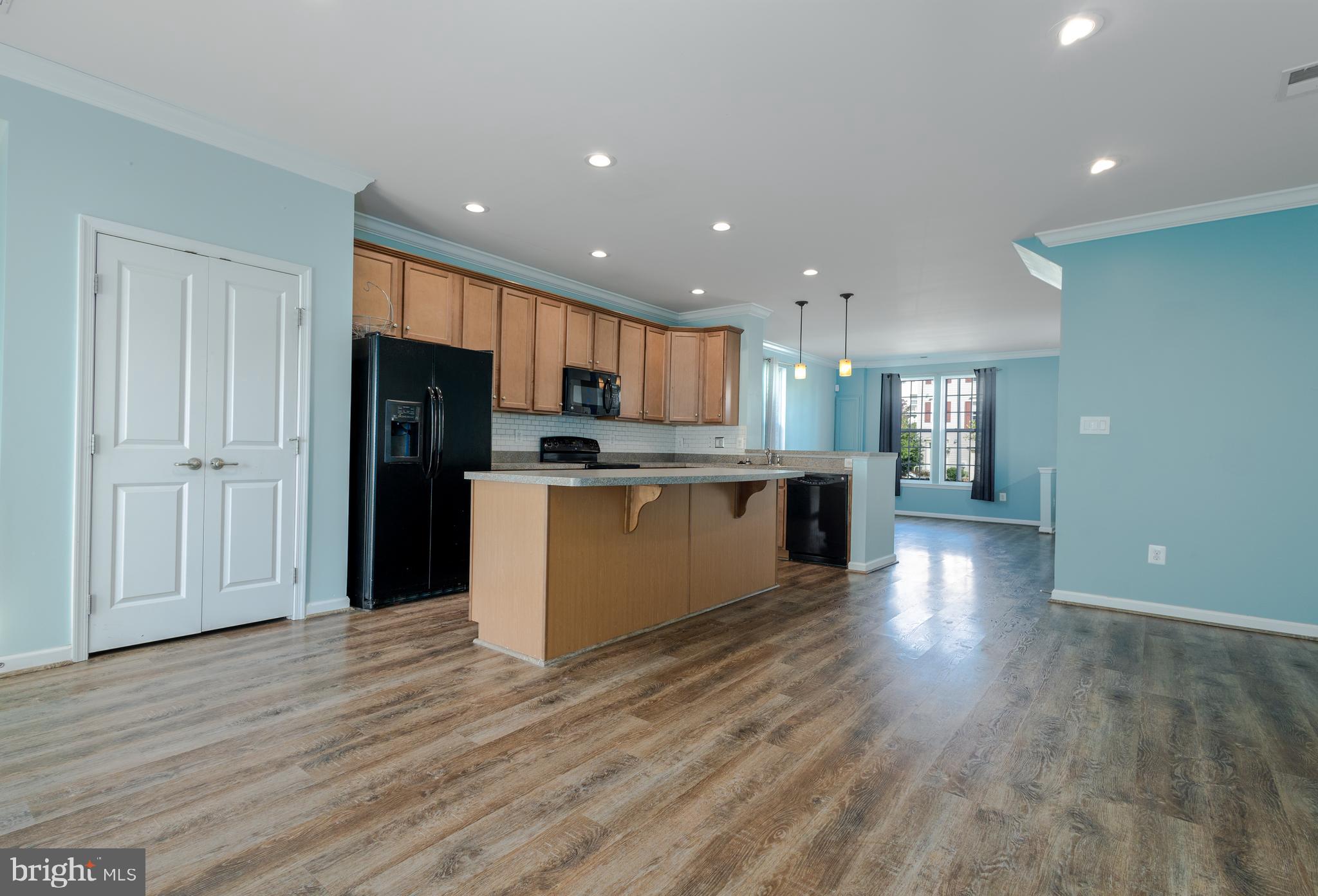 BROOKFIELD - Residential