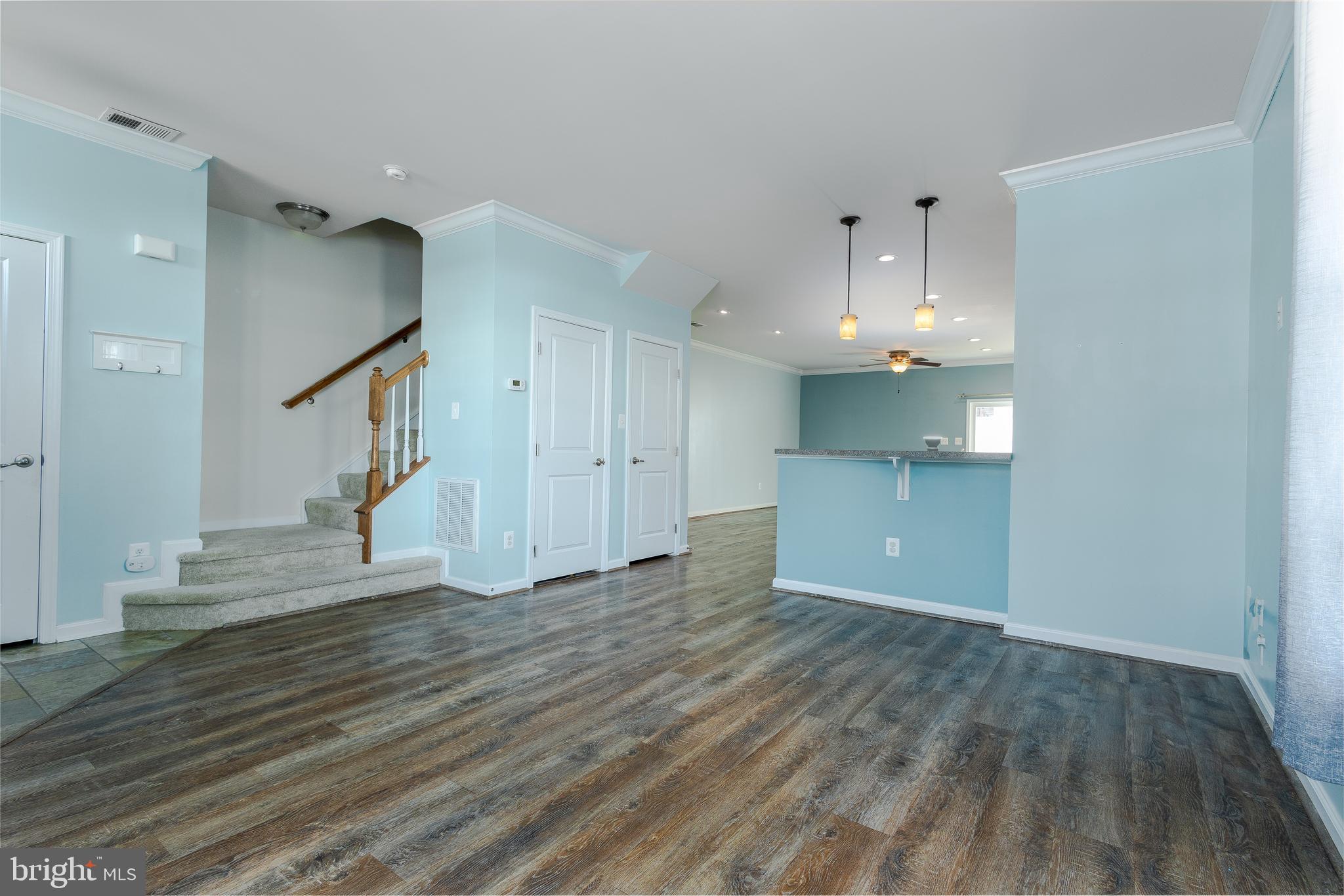 BROOKFIELD - Residential