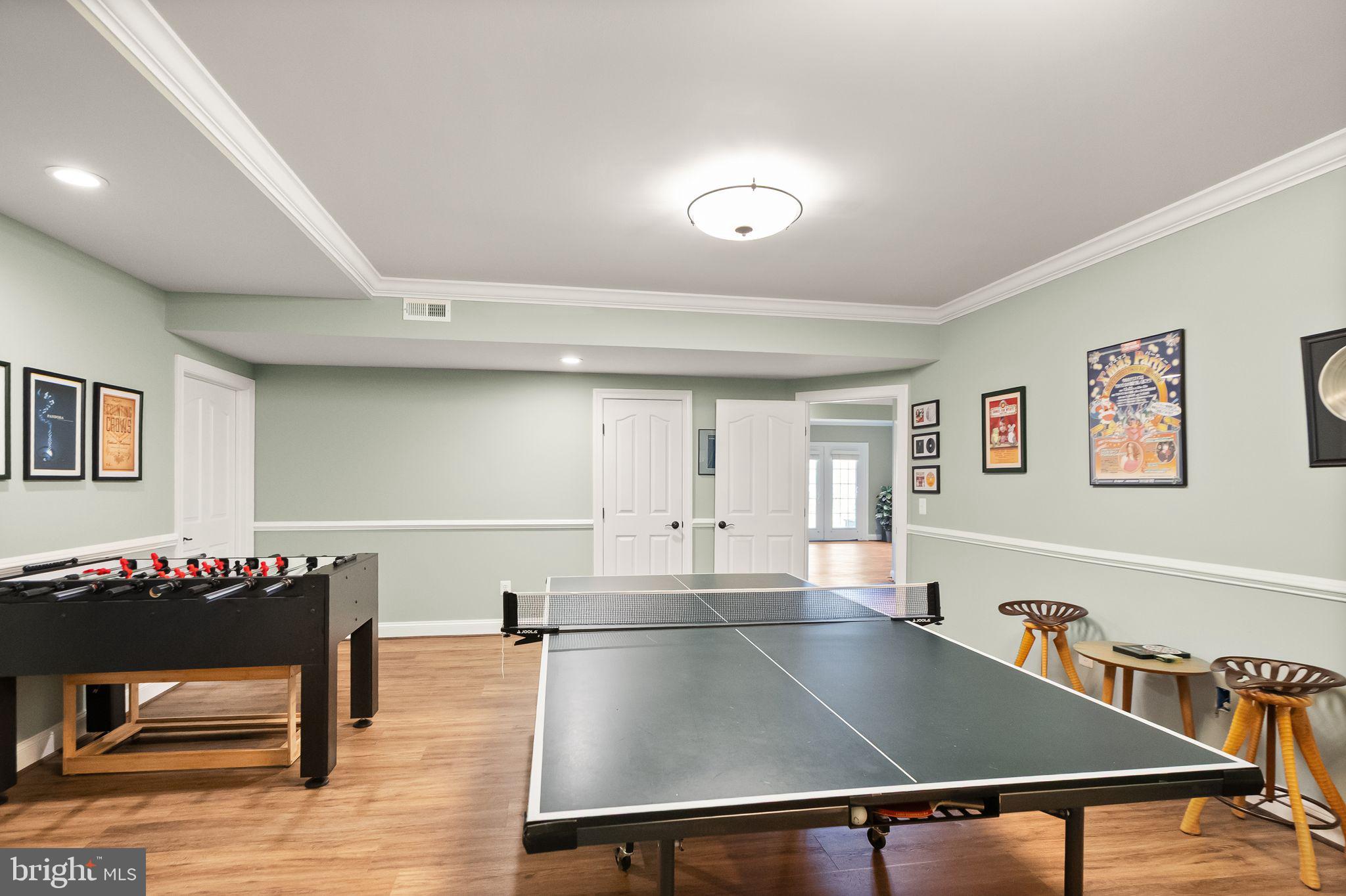 LANSDOWNE ON THE POTOMAC - Residential