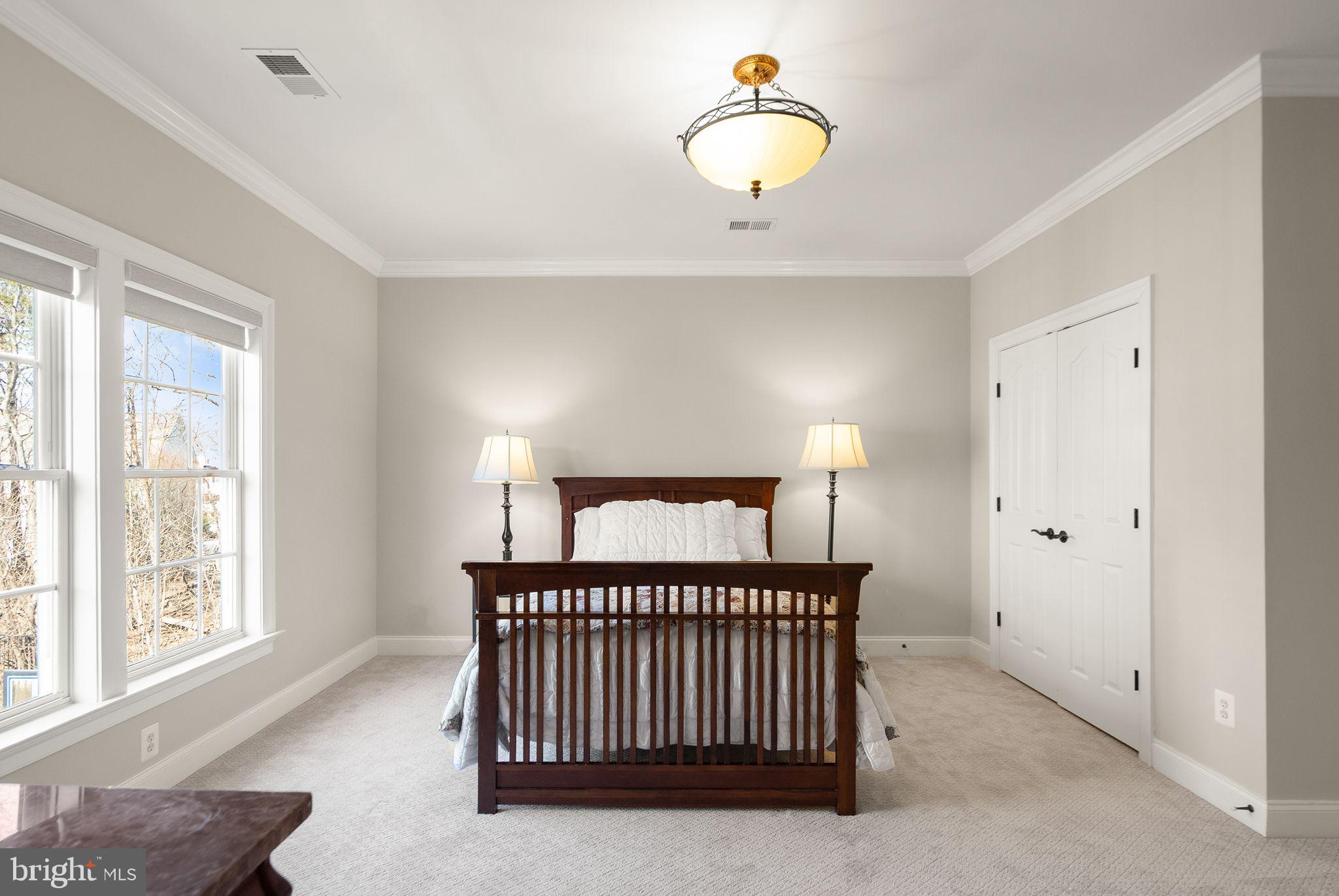 LANSDOWNE ON THE POTOMAC - Residential