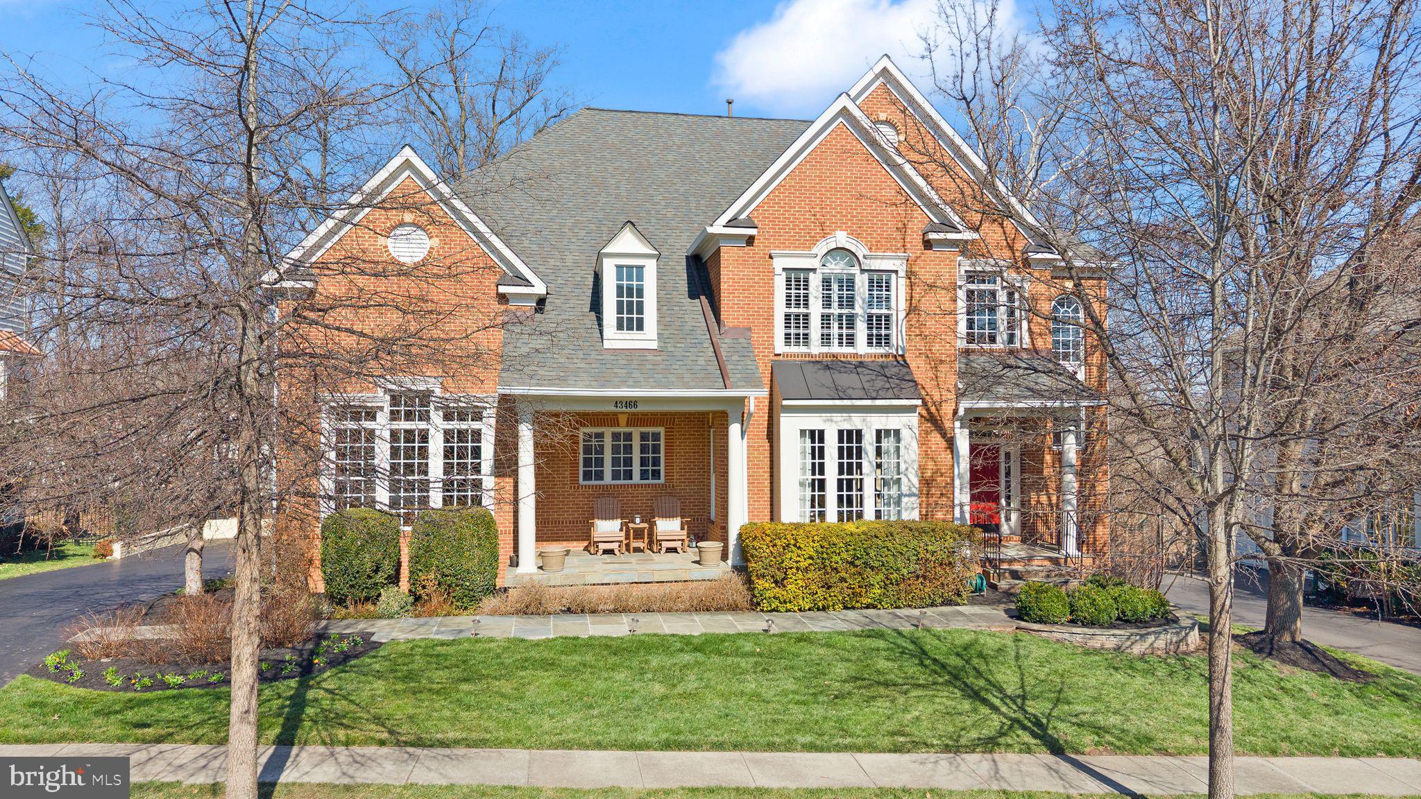 LANSDOWNE ON THE POTOMAC - Residential