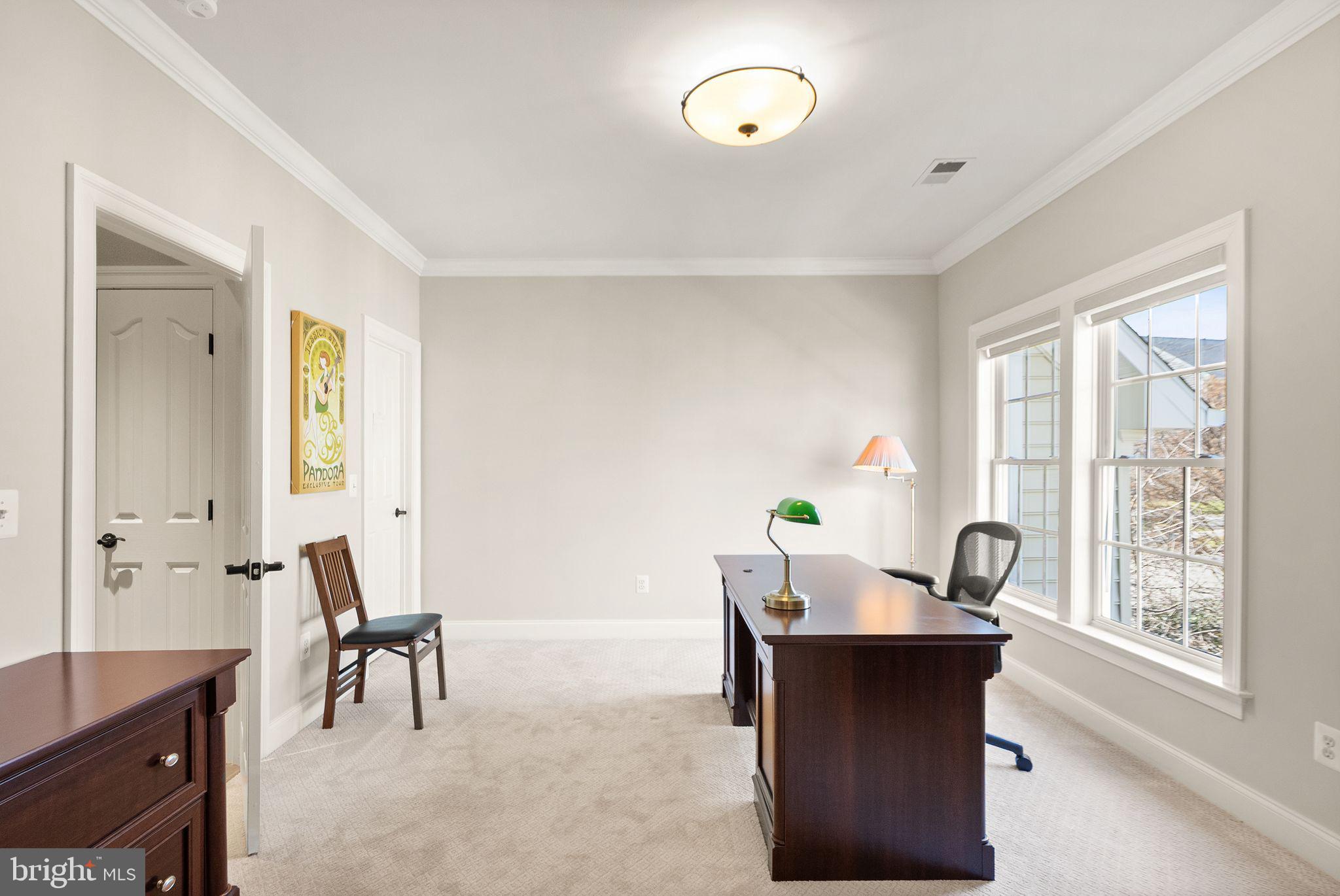 LANSDOWNE ON THE POTOMAC - Residential