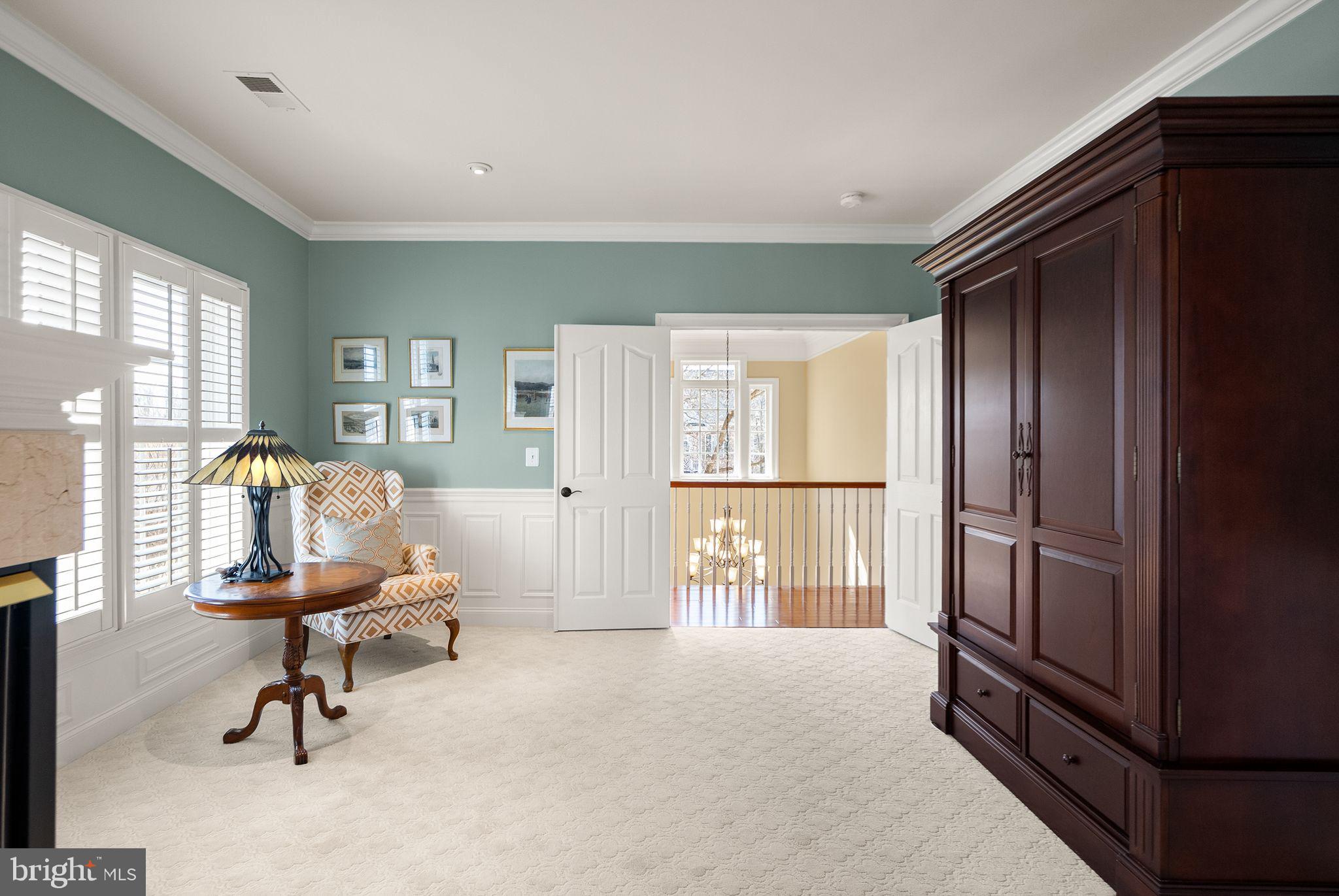 LANSDOWNE ON THE POTOMAC - Residential