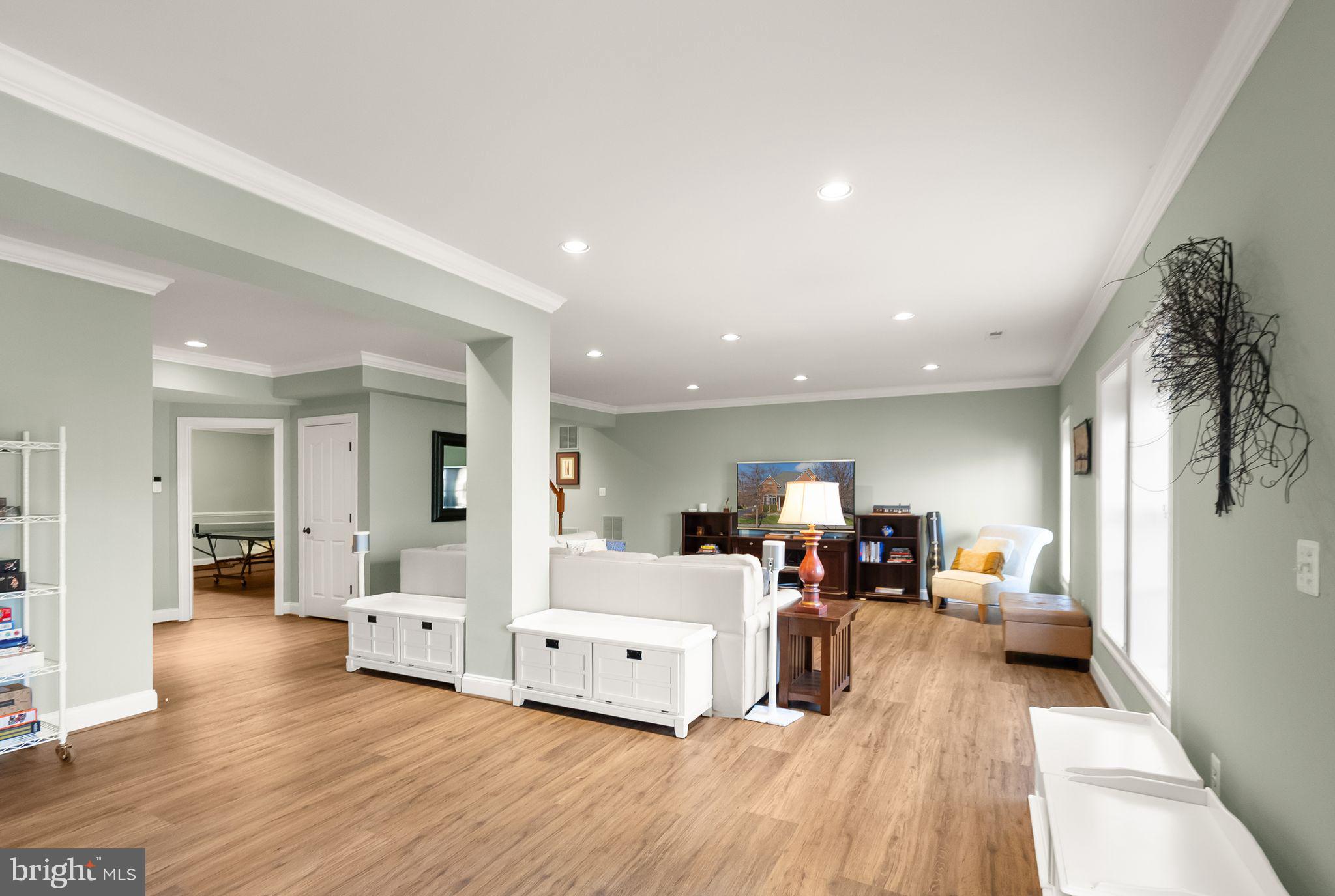 LANSDOWNE ON THE POTOMAC - Residential