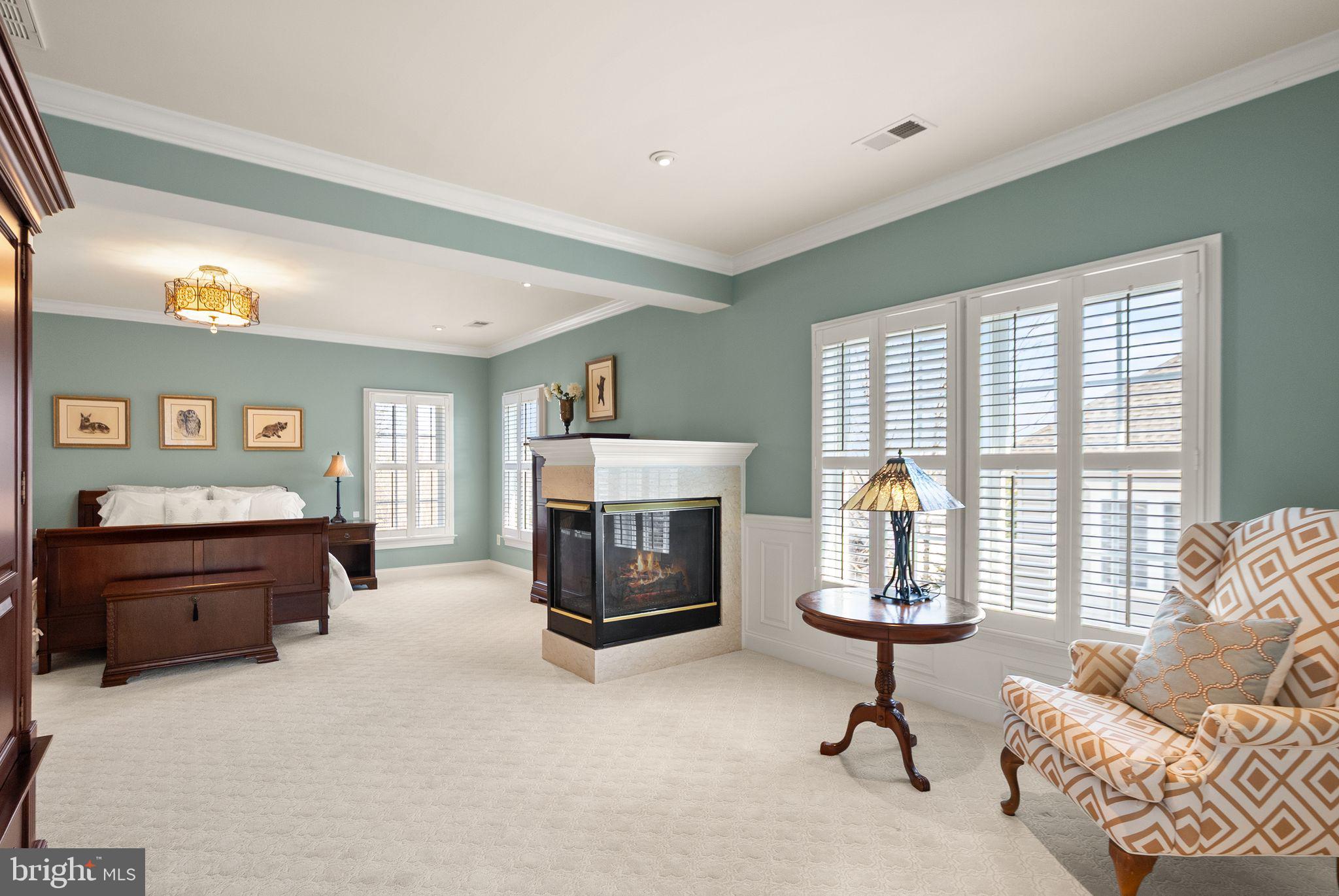 LANSDOWNE ON THE POTOMAC - Residential