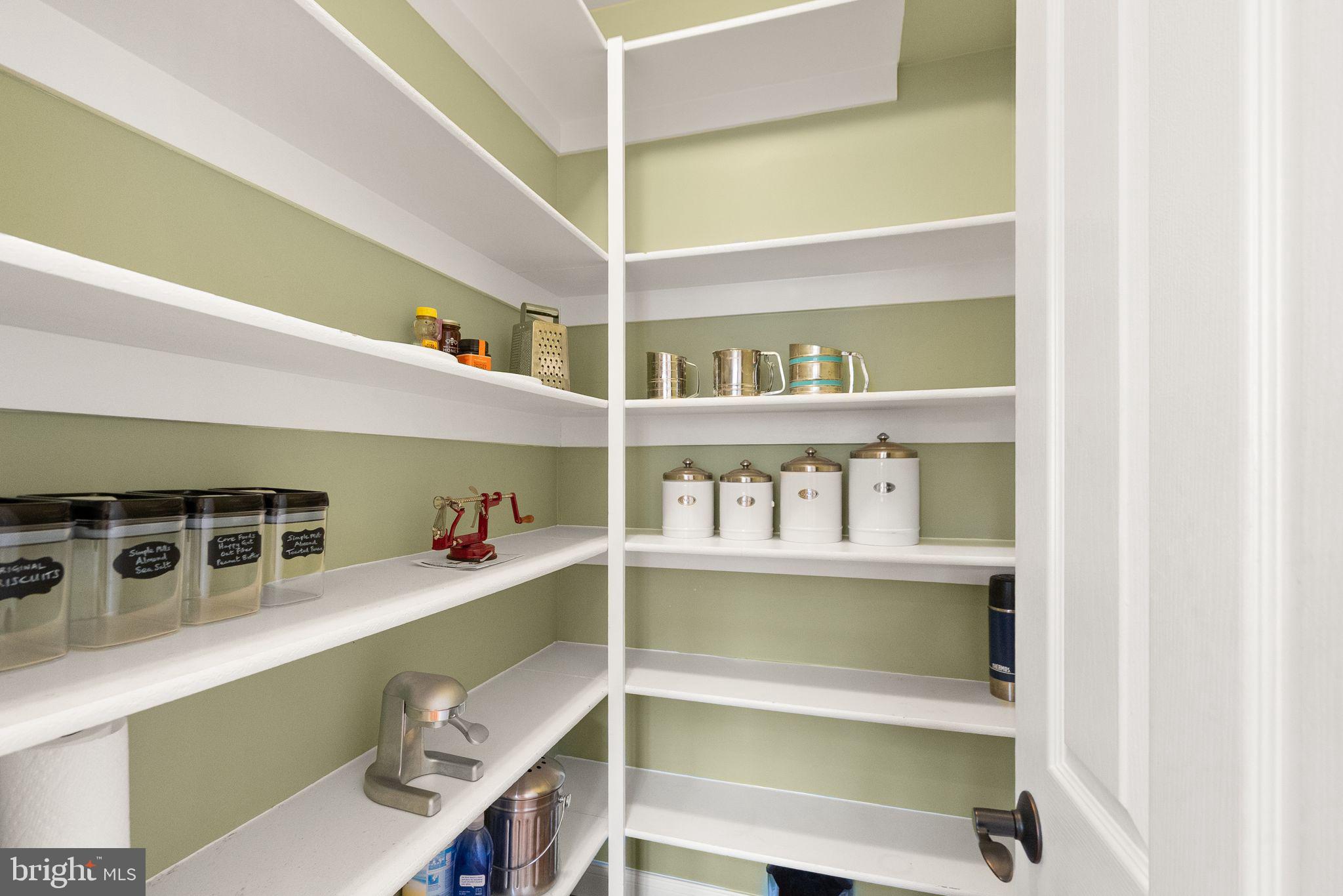 LANSDOWNE ON THE POTOMAC - Residential