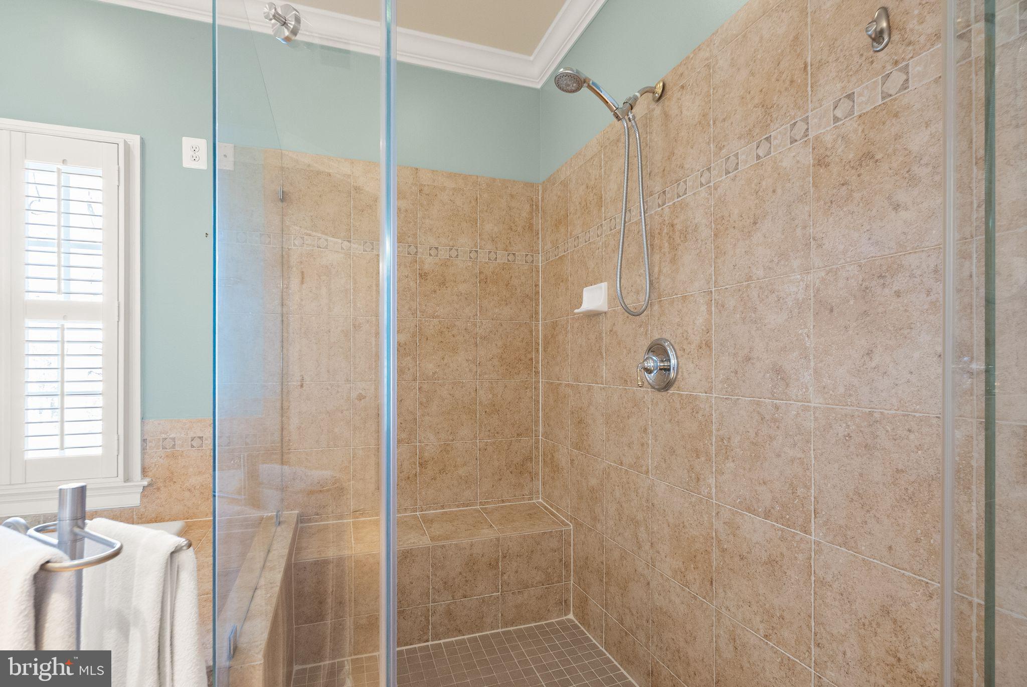 LANSDOWNE ON THE POTOMAC - Residential