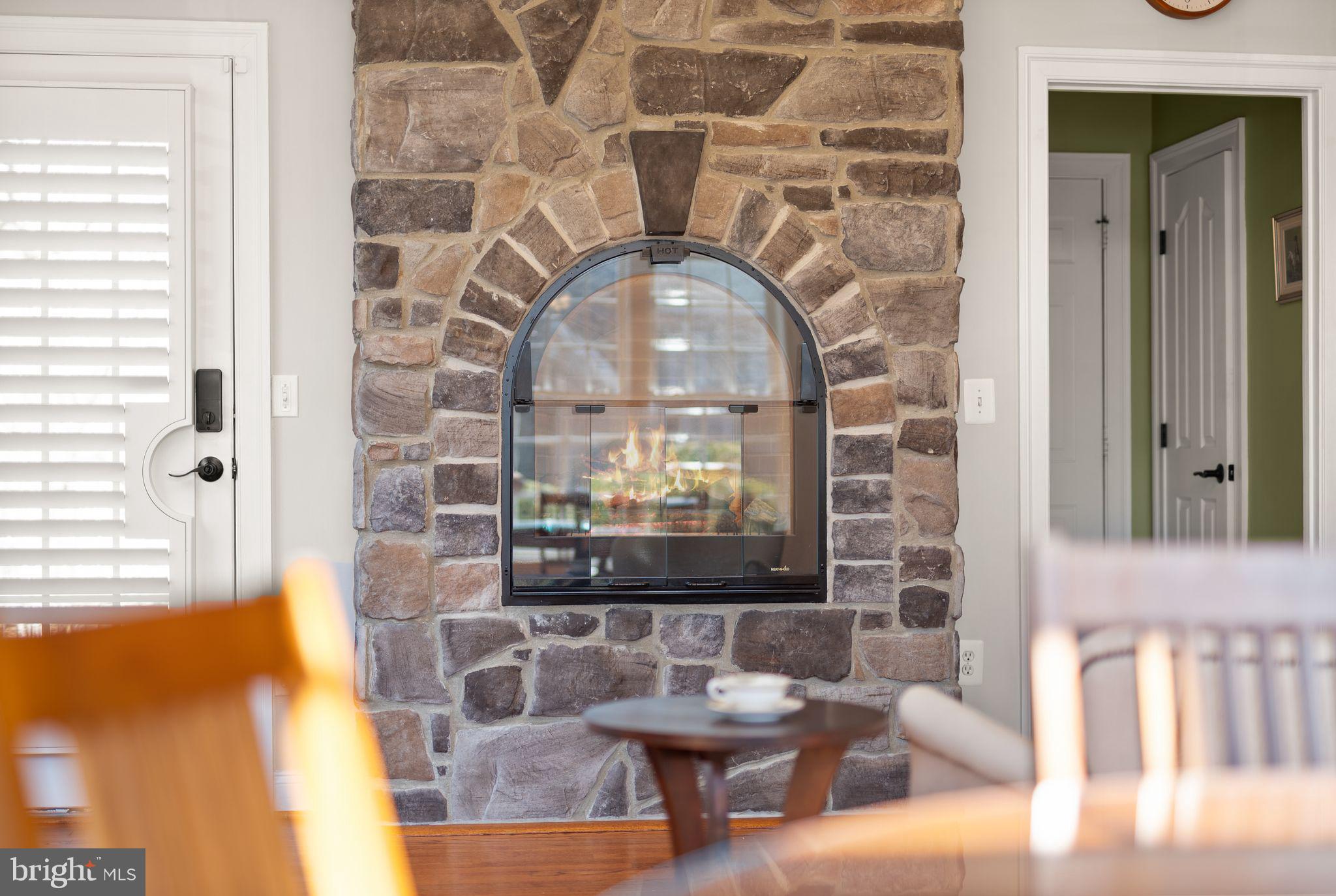 LANSDOWNE ON THE POTOMAC - Residential