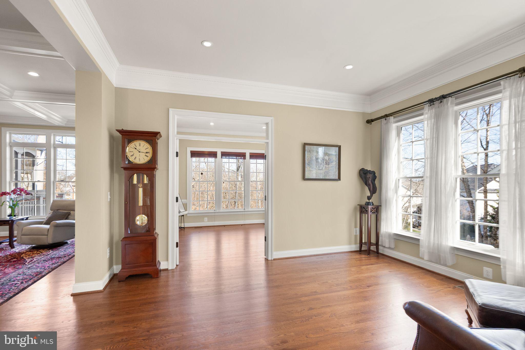 LANSDOWNE ON THE POTOMAC - Residential