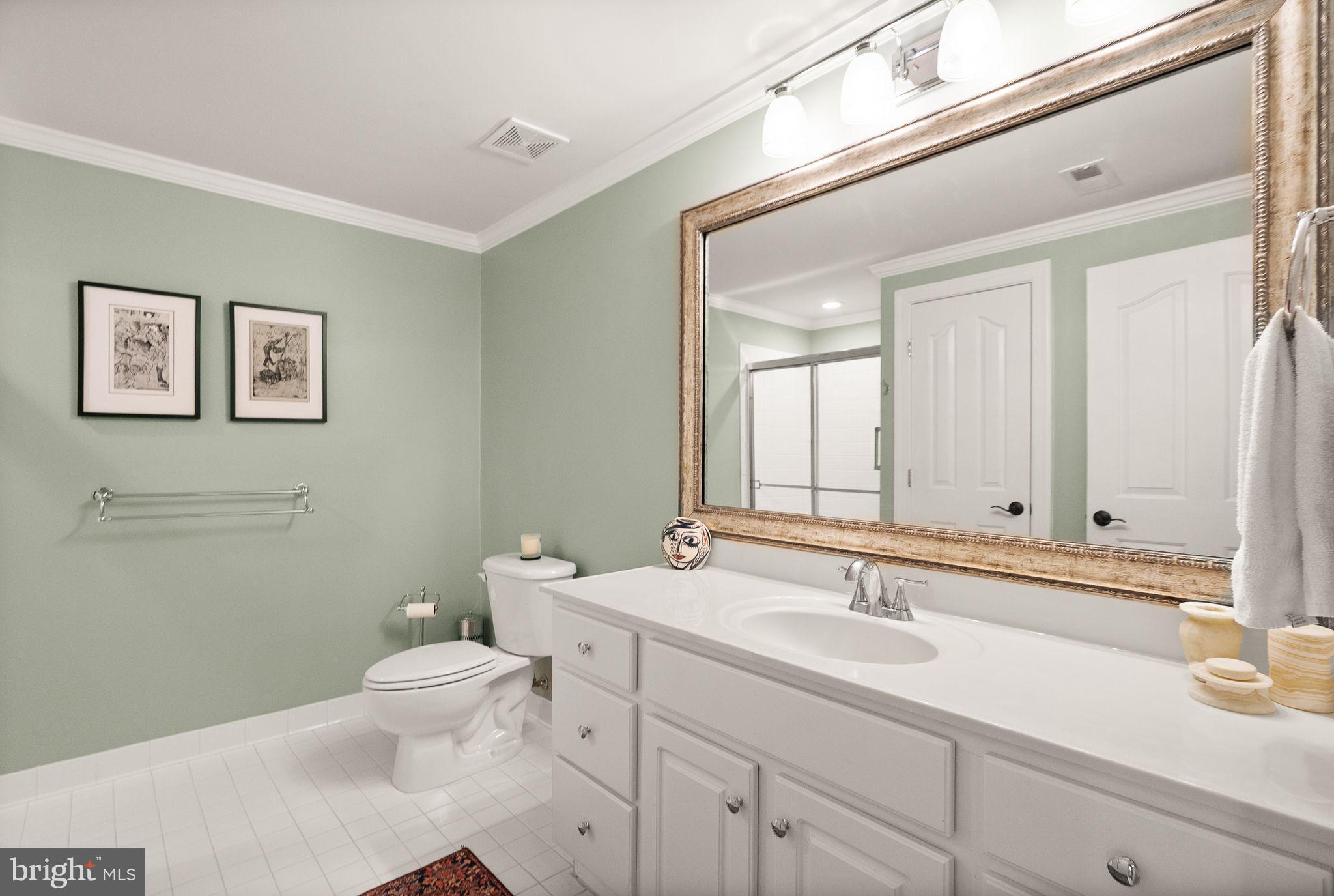 LANSDOWNE ON THE POTOMAC - Residential