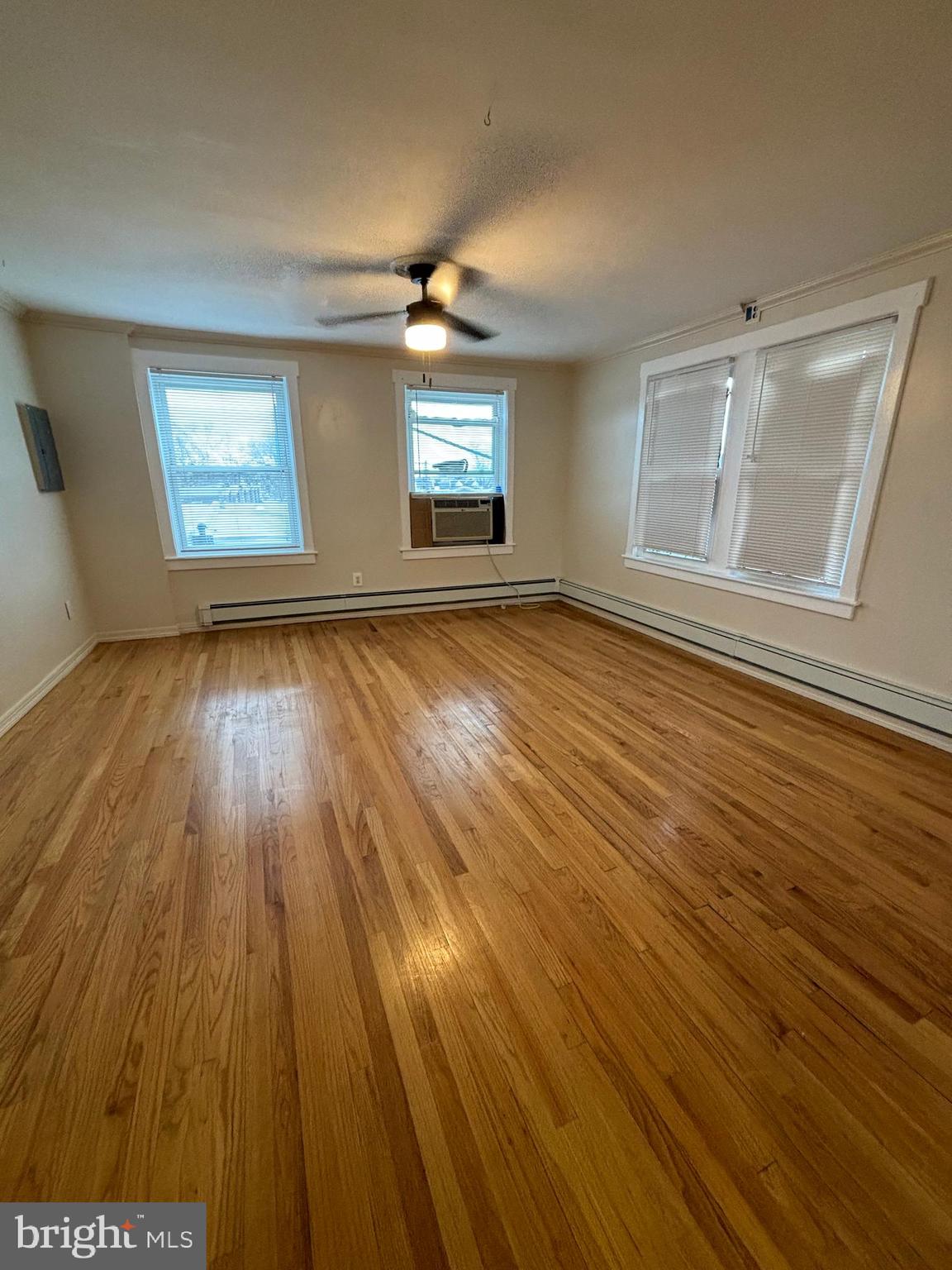 FRANKFORD - Residential