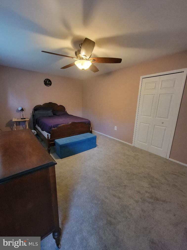 STRAWBERRY HILL EST SUB - Residential