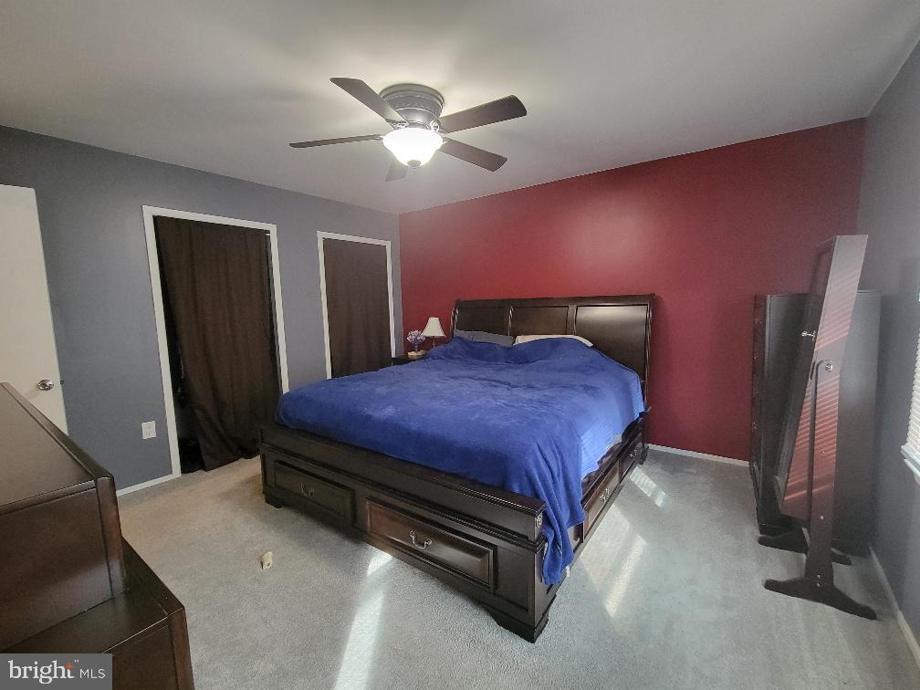 STRAWBERRY HILL EST SUB - Residential