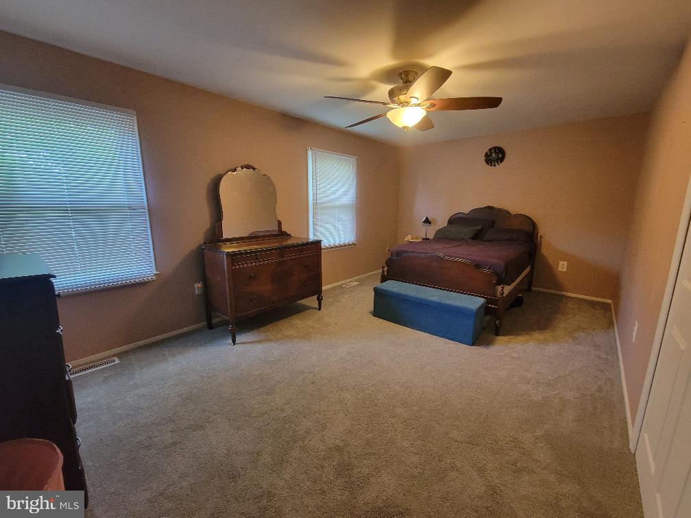 STRAWBERRY HILL EST SUB - Residential