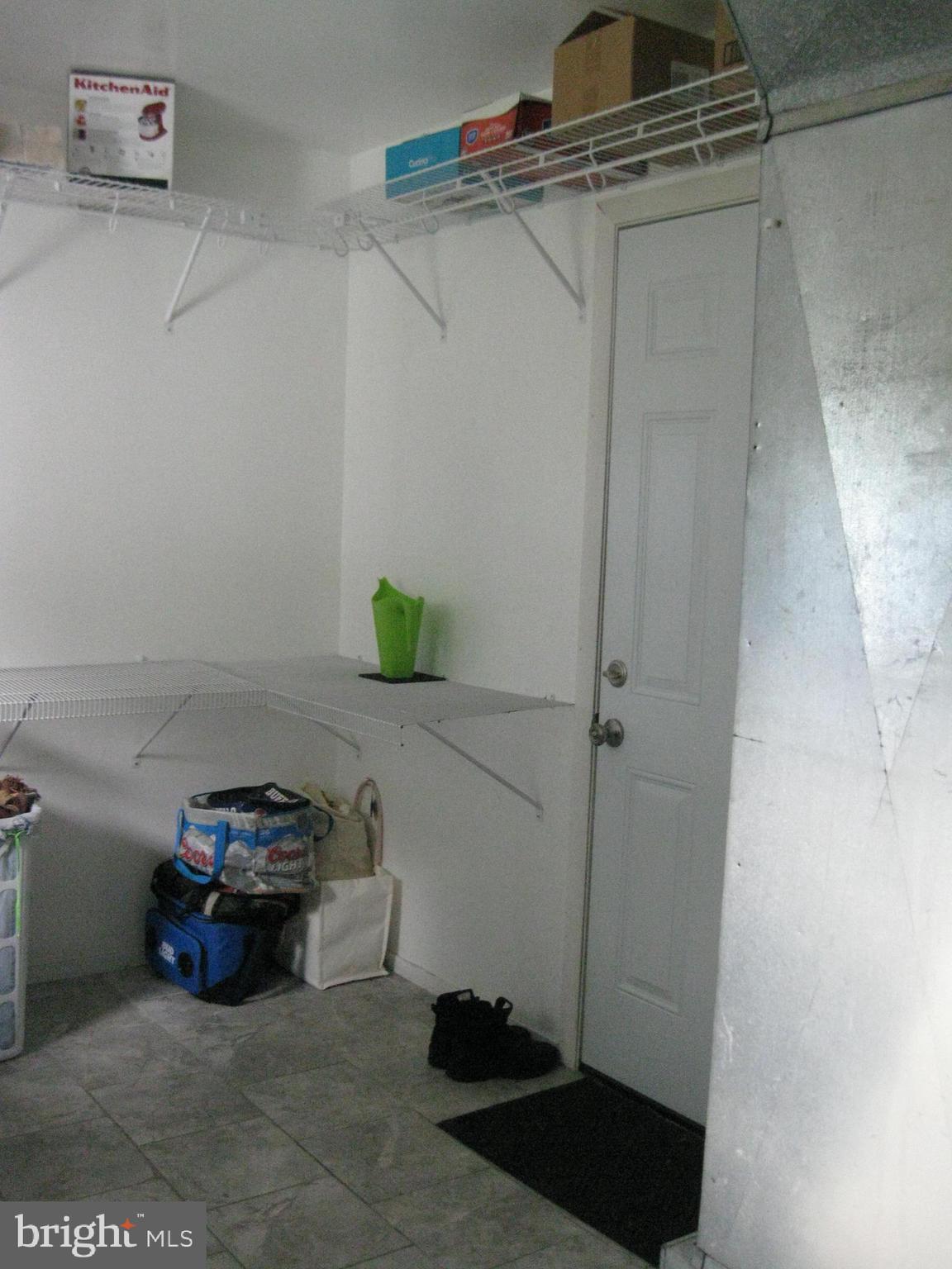 STRAWBERRY HILL EST SUB - Residential