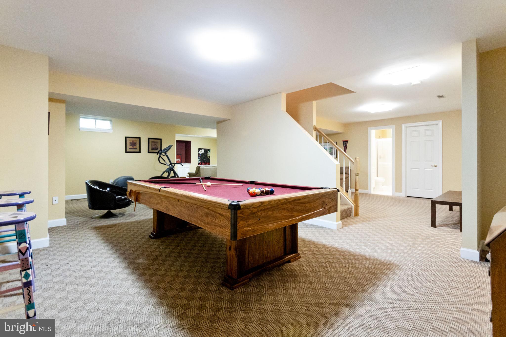 WILLOWS OF POTOMAC - Residential