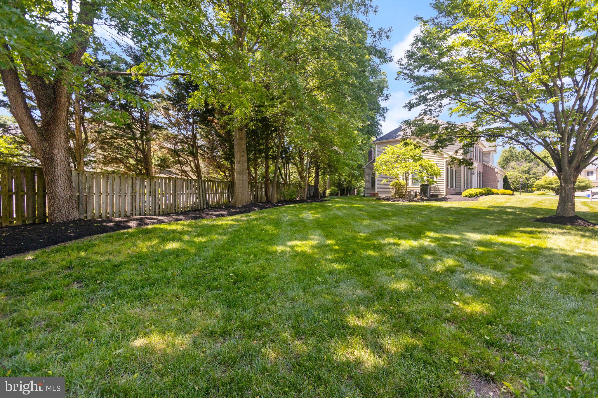 WILLOWS OF POTOMAC - Residential