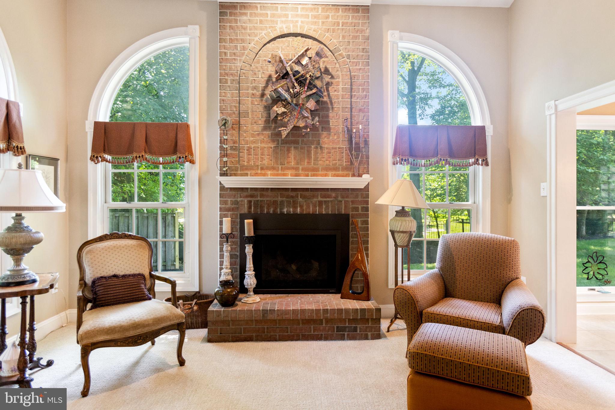 WILLOWS OF POTOMAC - Residential