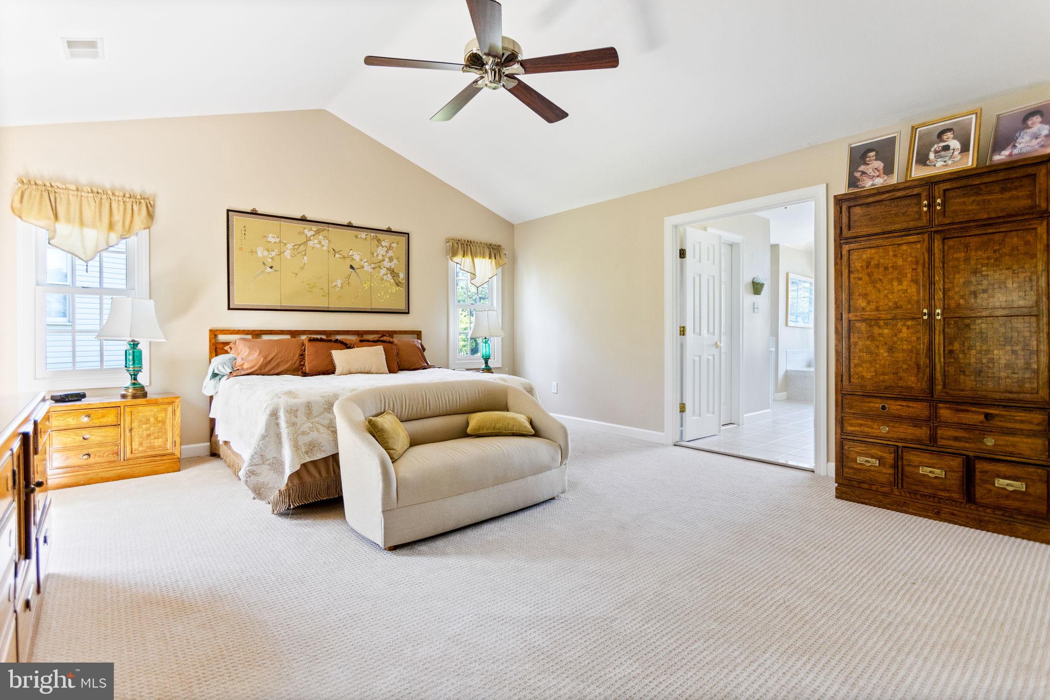 WILLOWS OF POTOMAC - Residential