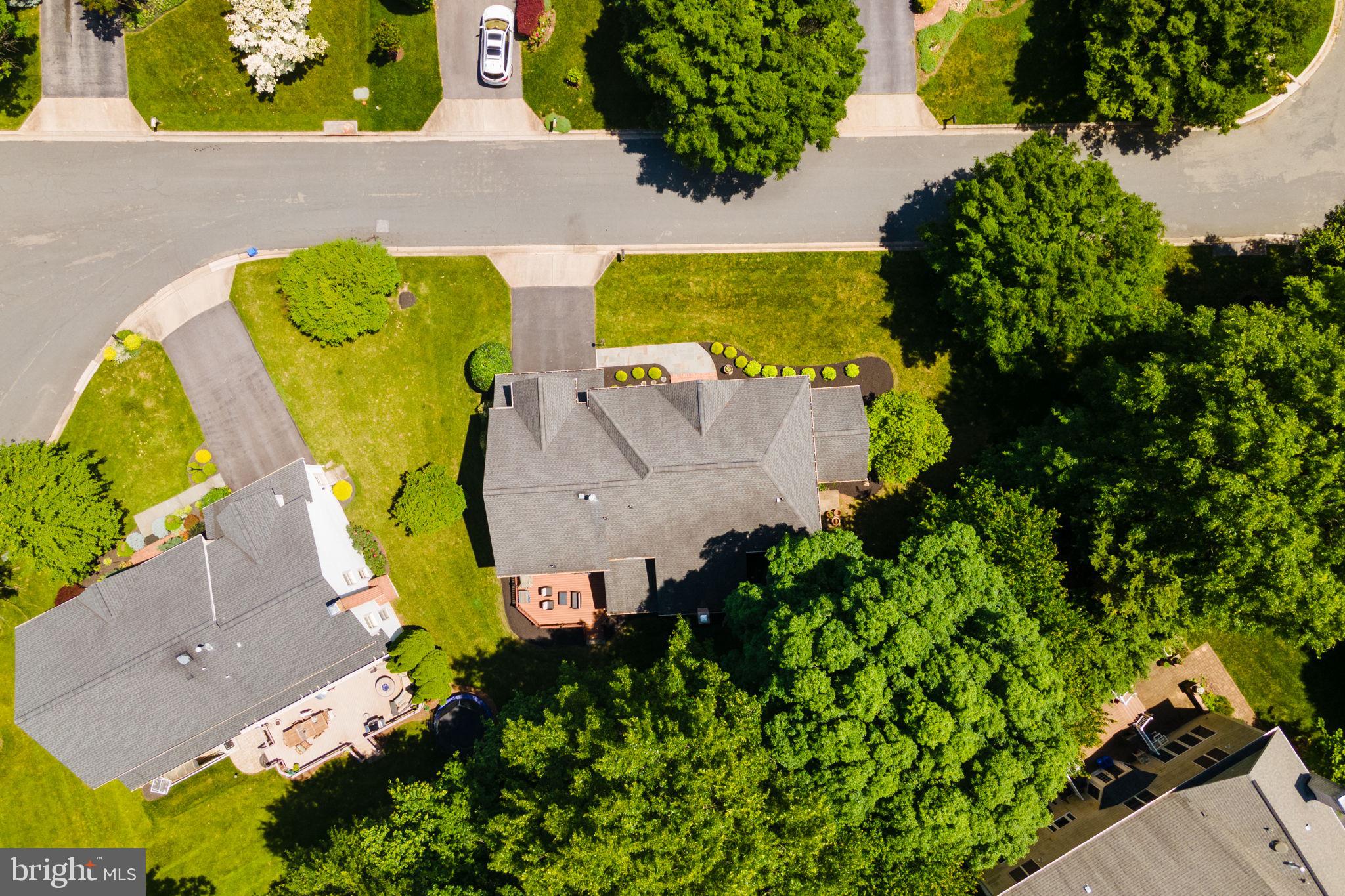 WILLOWS OF POTOMAC - Residential