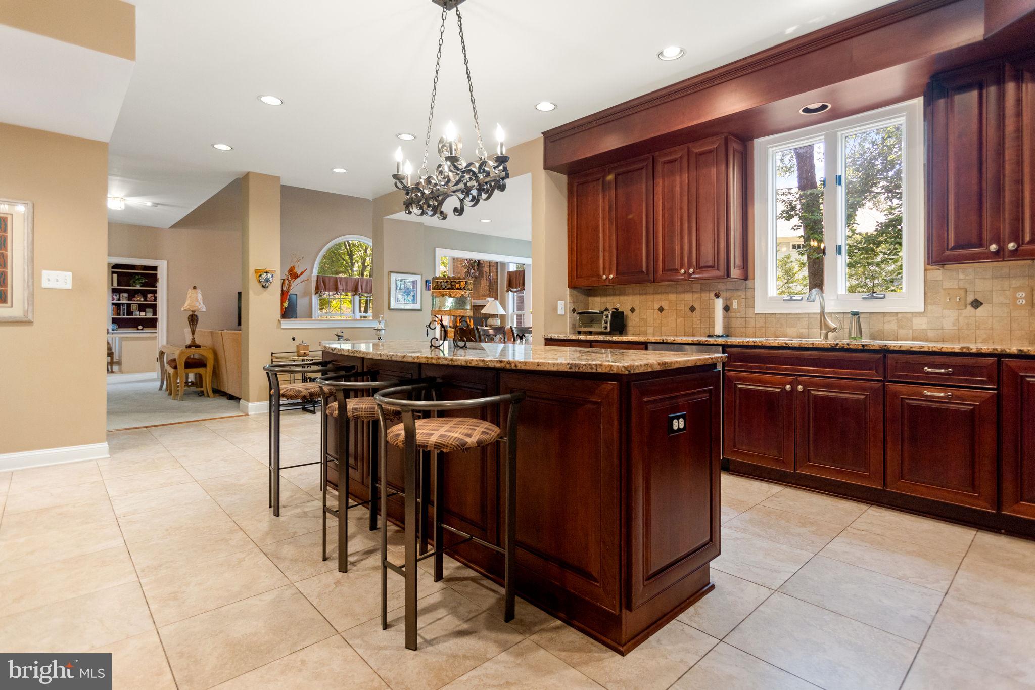 WILLOWS OF POTOMAC - Residential