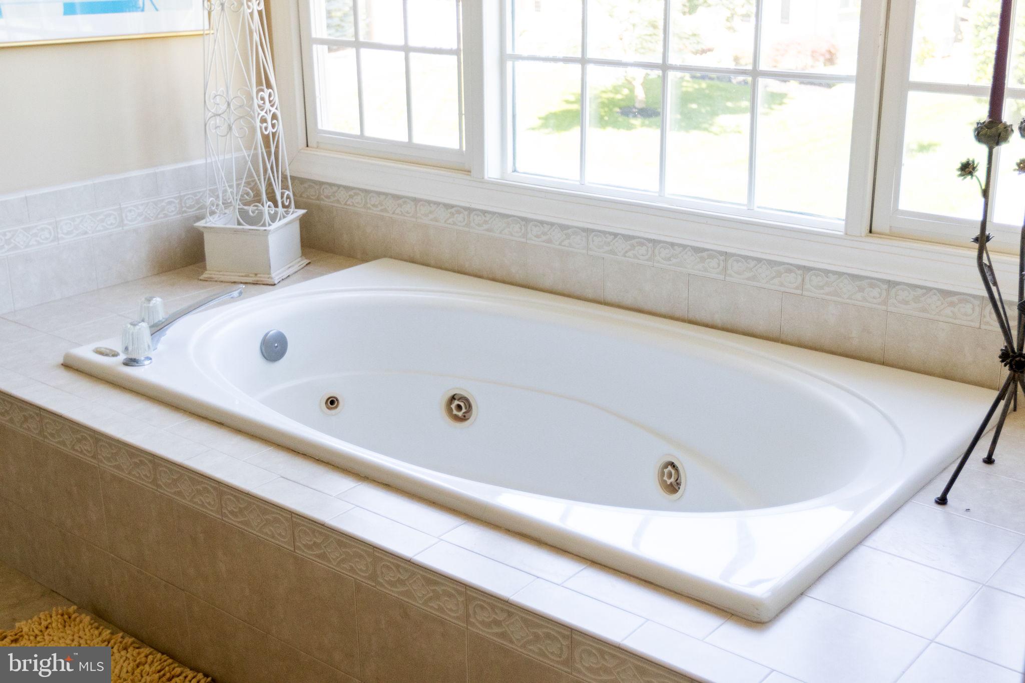 WILLOWS OF POTOMAC - Residential