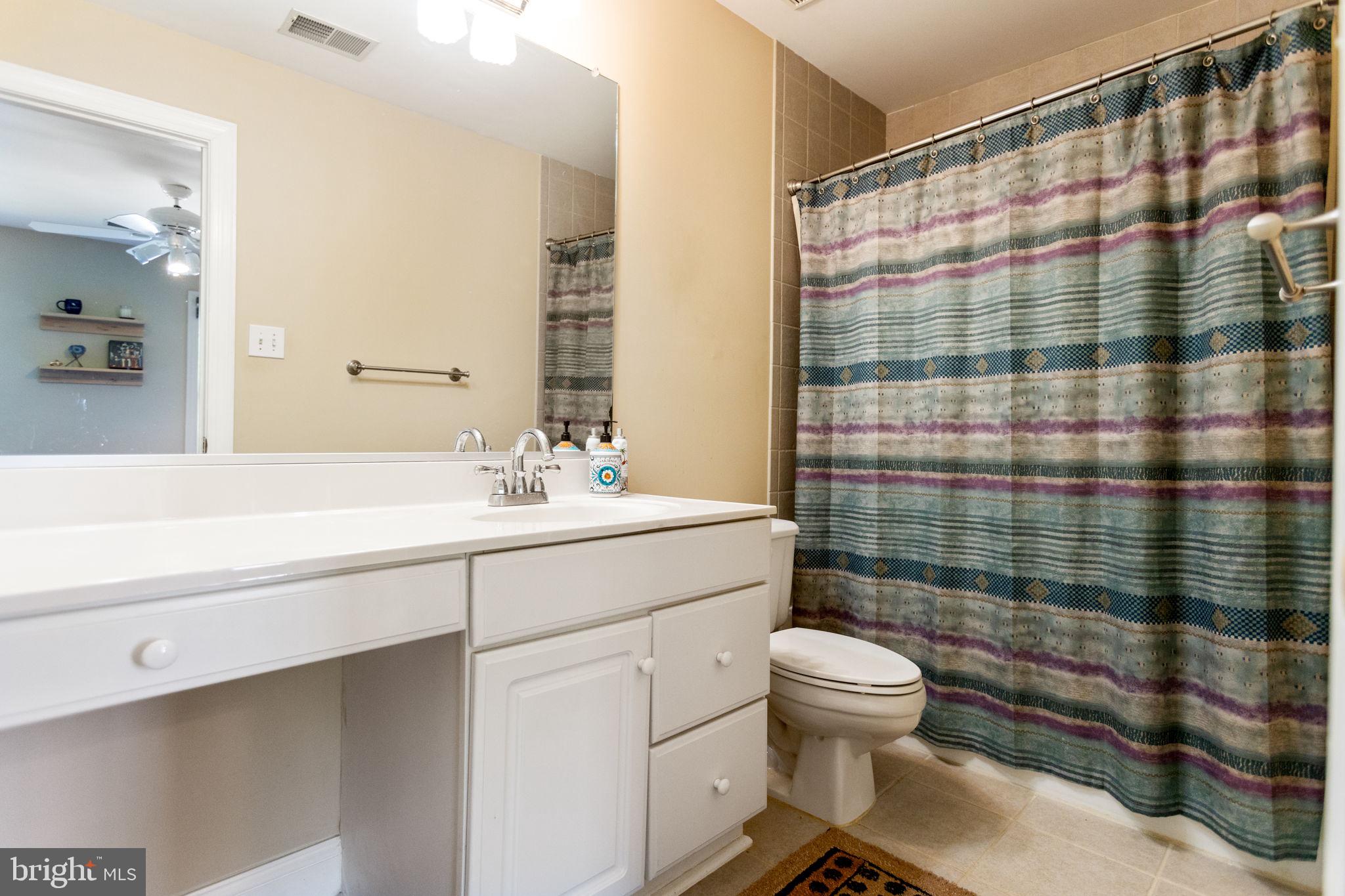 WILLOWS OF POTOMAC - Residential