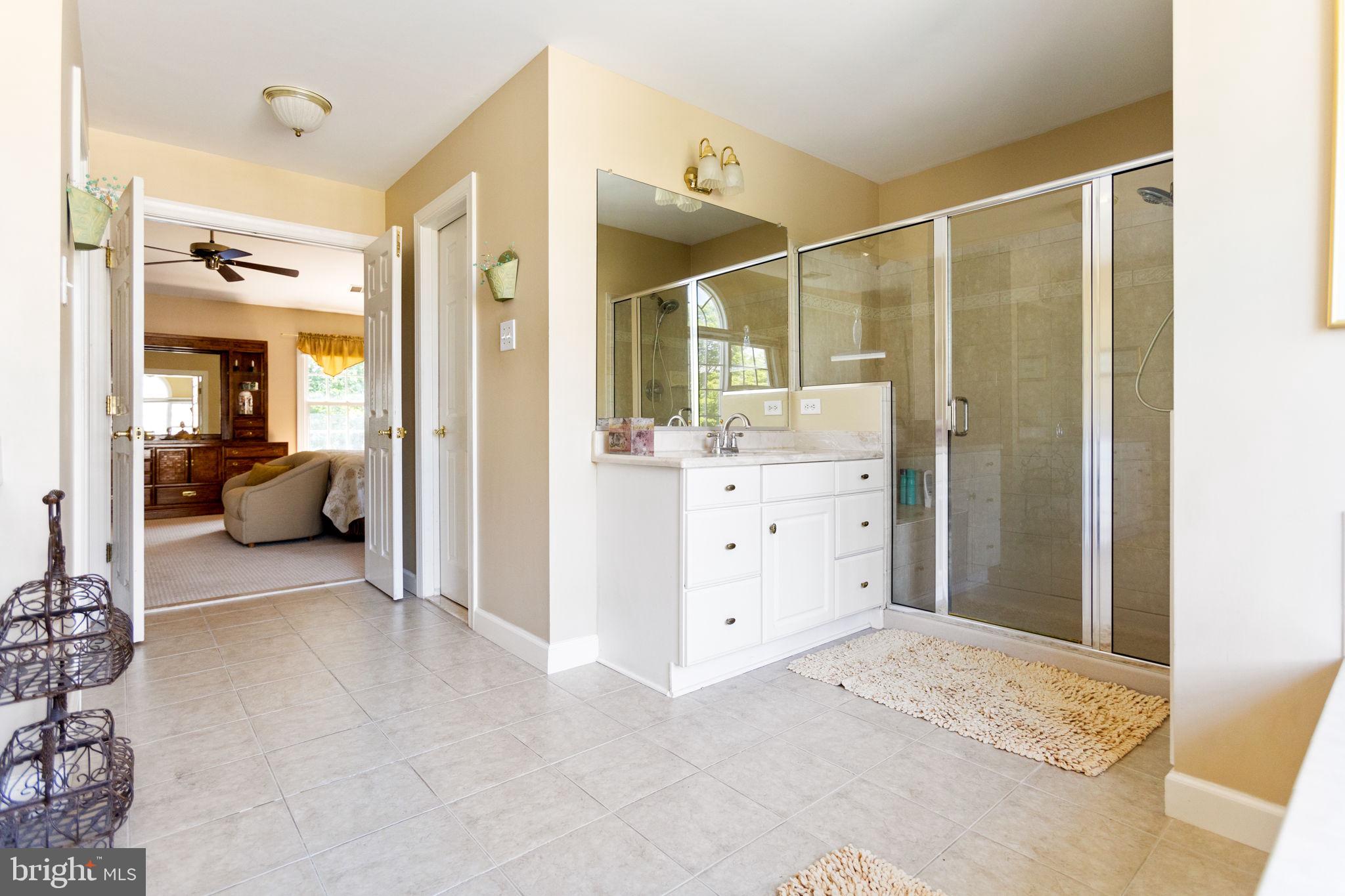 WILLOWS OF POTOMAC - Residential