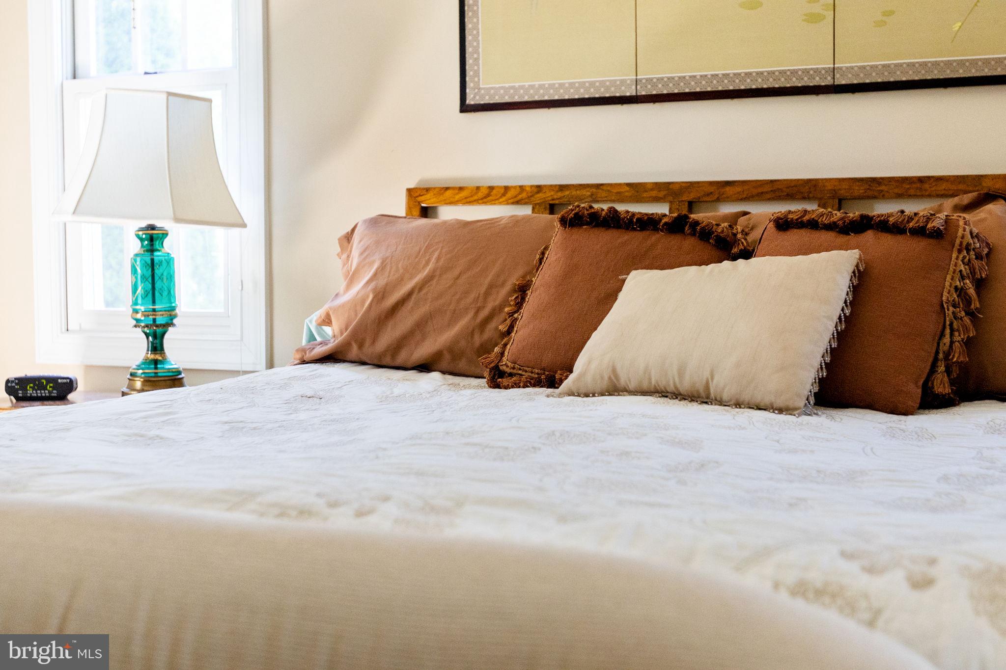 WILLOWS OF POTOMAC - Residential