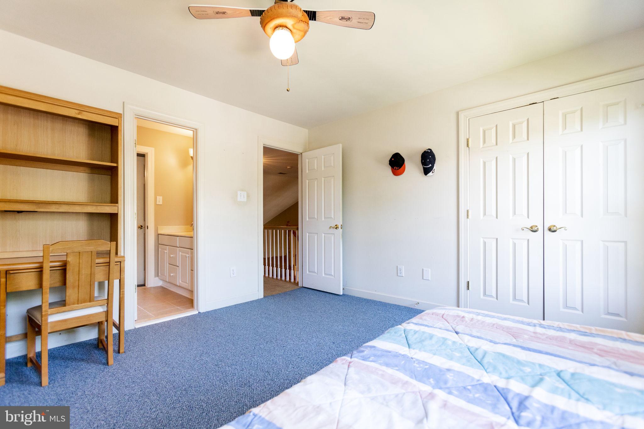 WILLOWS OF POTOMAC - Residential