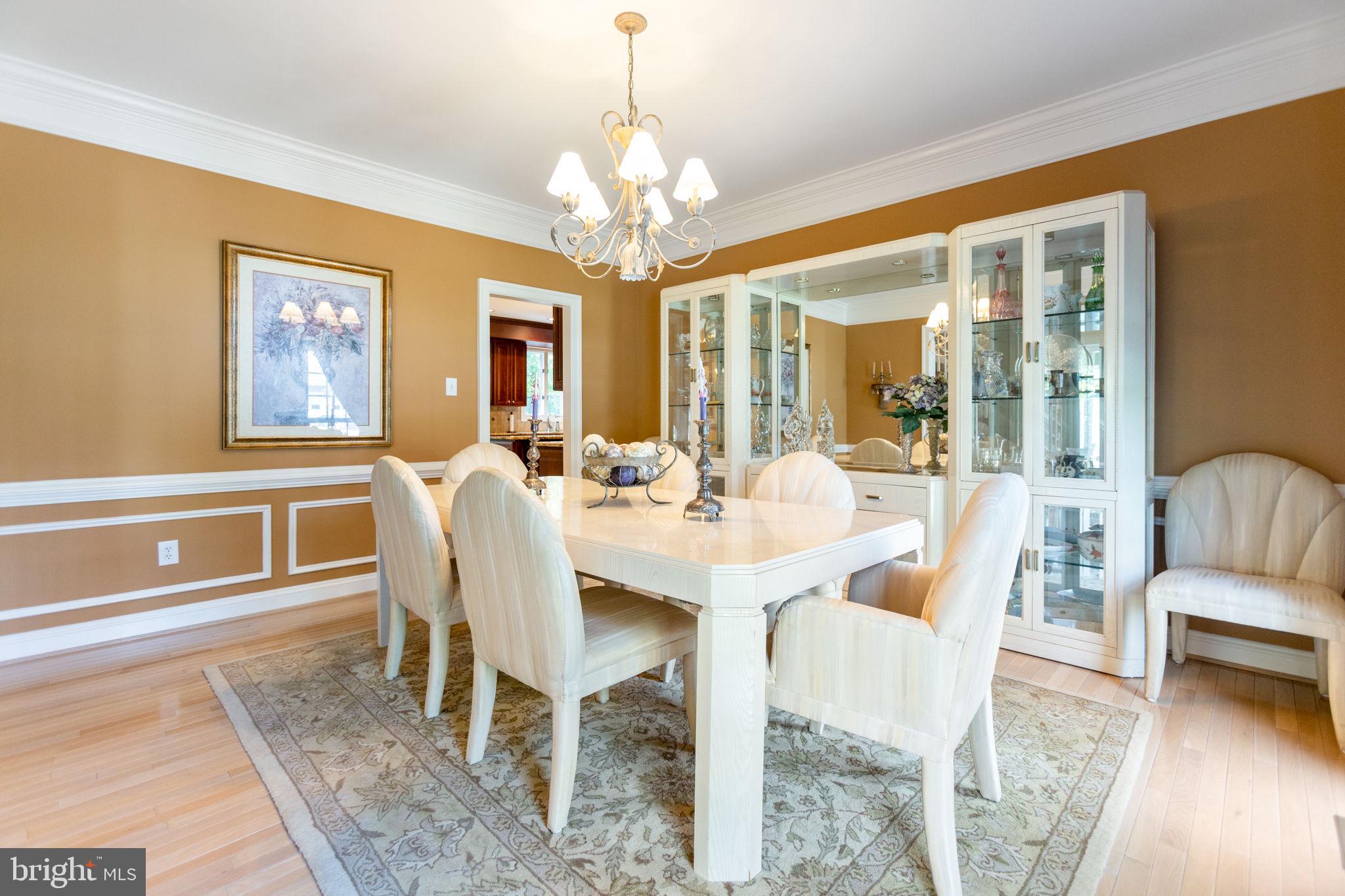 WILLOWS OF POTOMAC - Residential