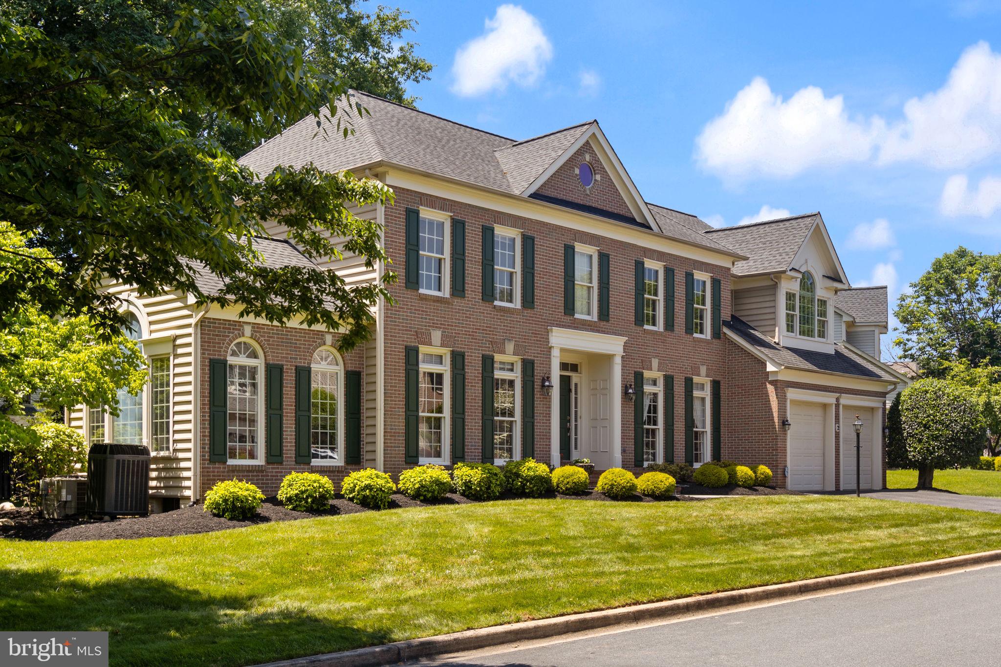 WILLOWS OF POTOMAC - Residential