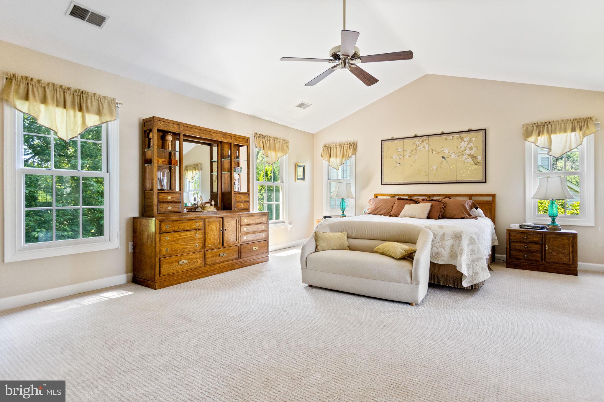 WILLOWS OF POTOMAC - Residential