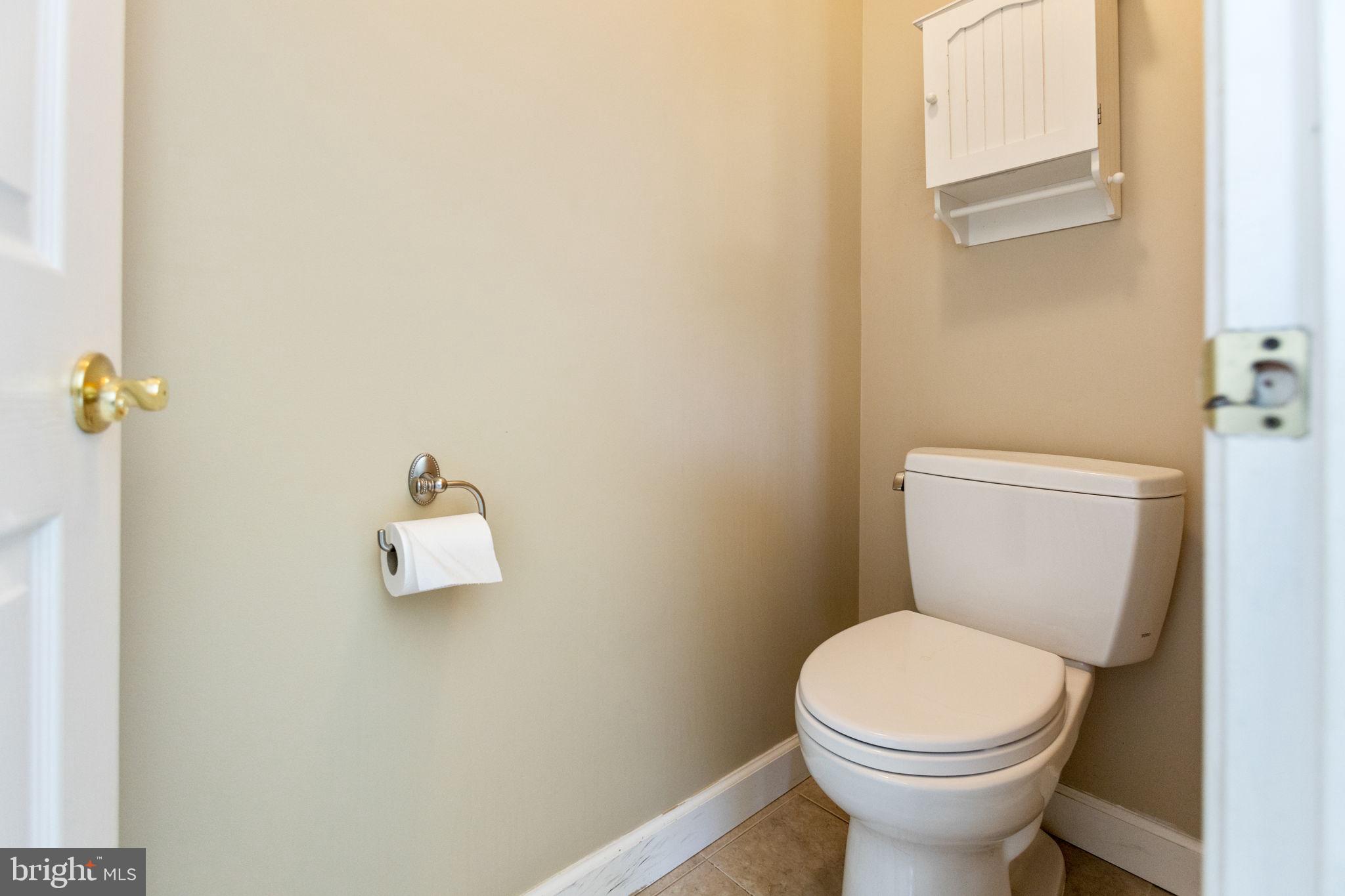 WILLOWS OF POTOMAC - Residential