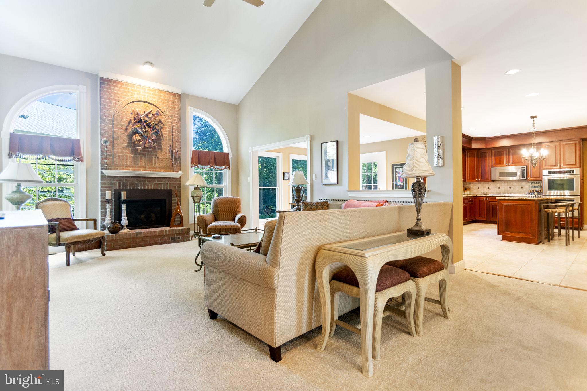 WILLOWS OF POTOMAC - Residential