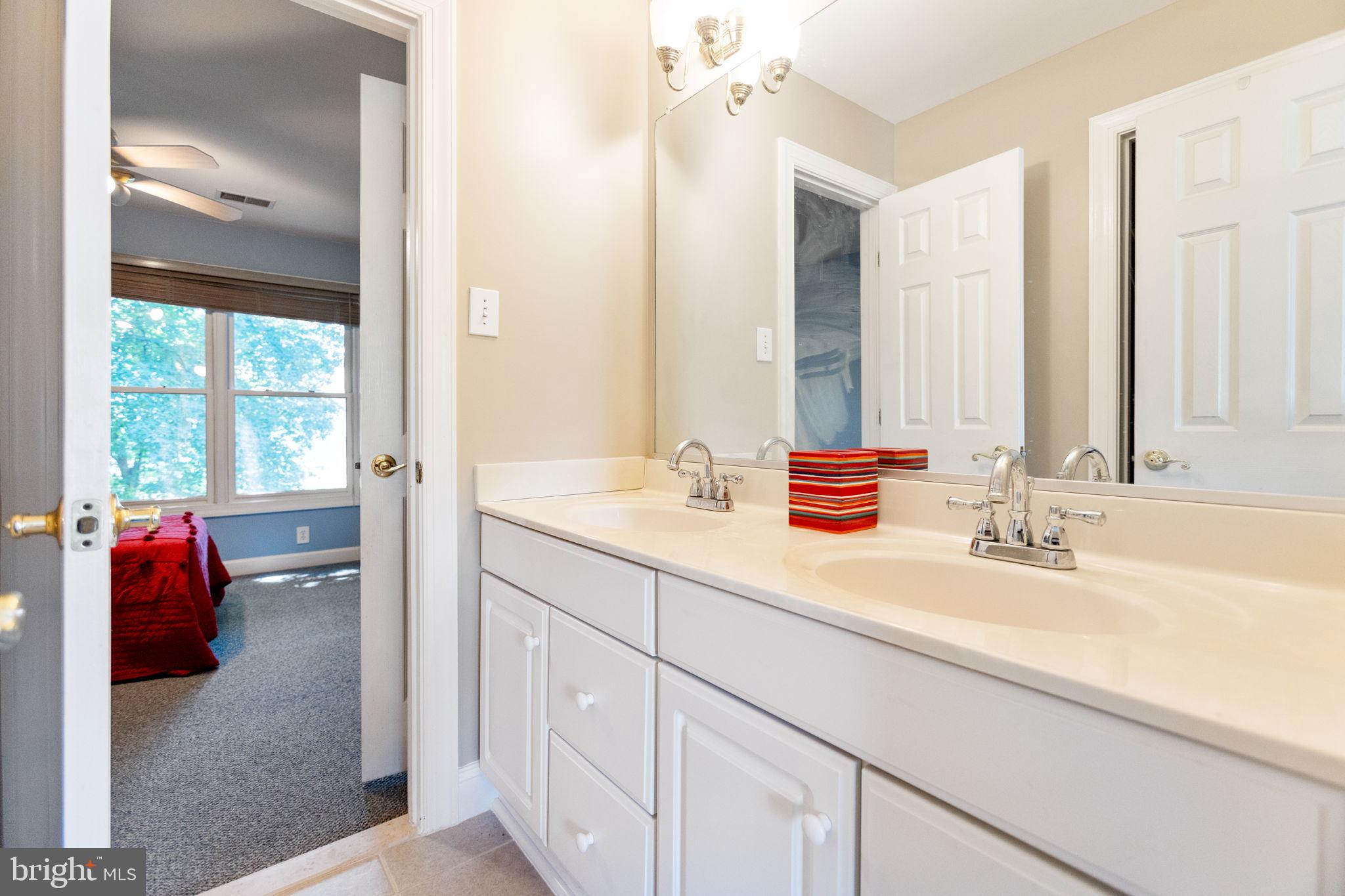 WILLOWS OF POTOMAC - Residential