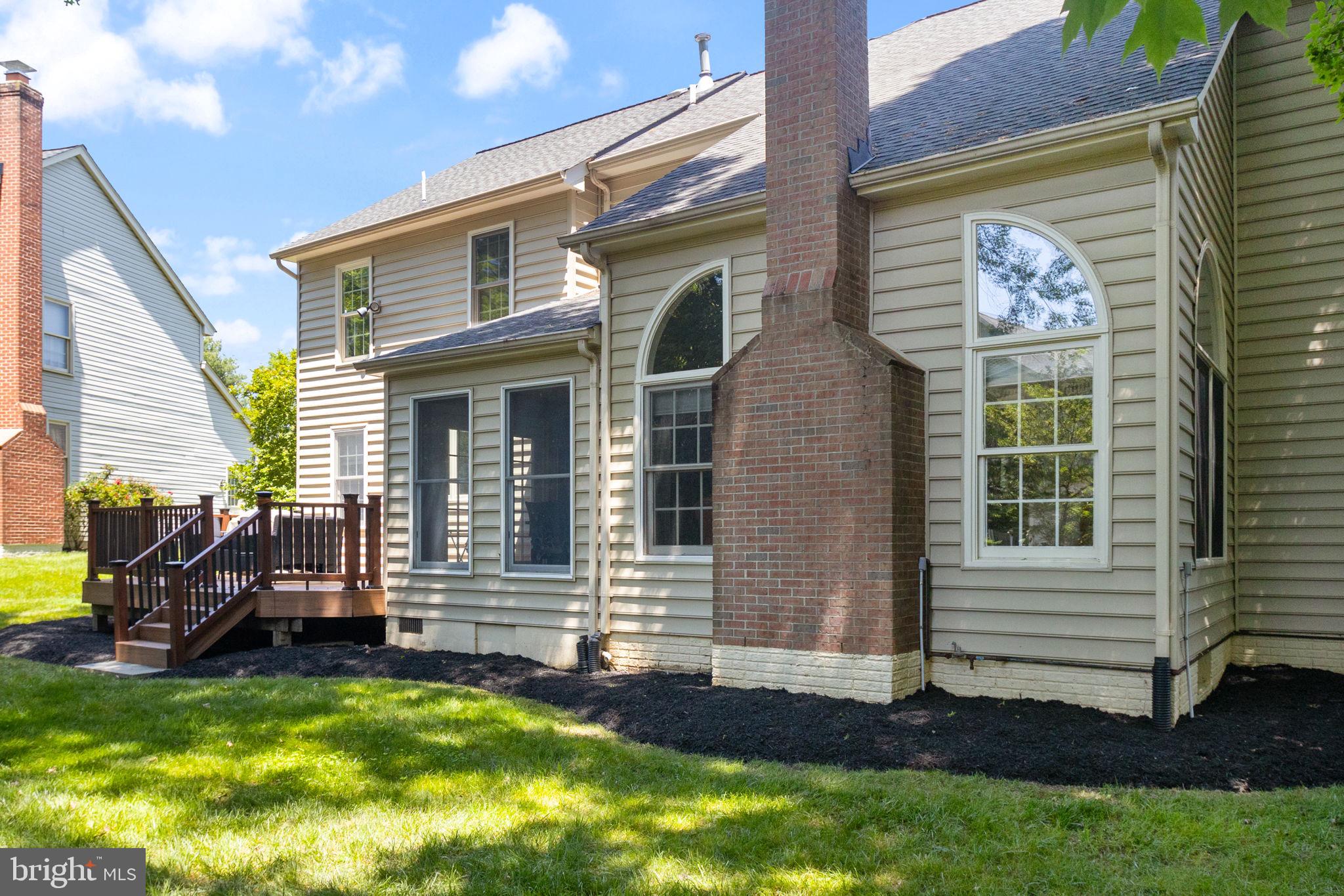 WILLOWS OF POTOMAC - Residential