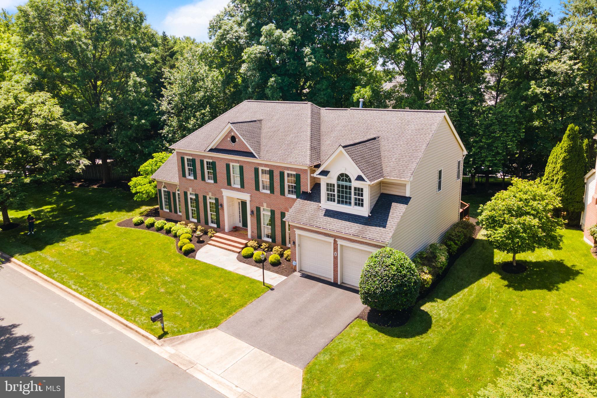 WILLOWS OF POTOMAC - Residential