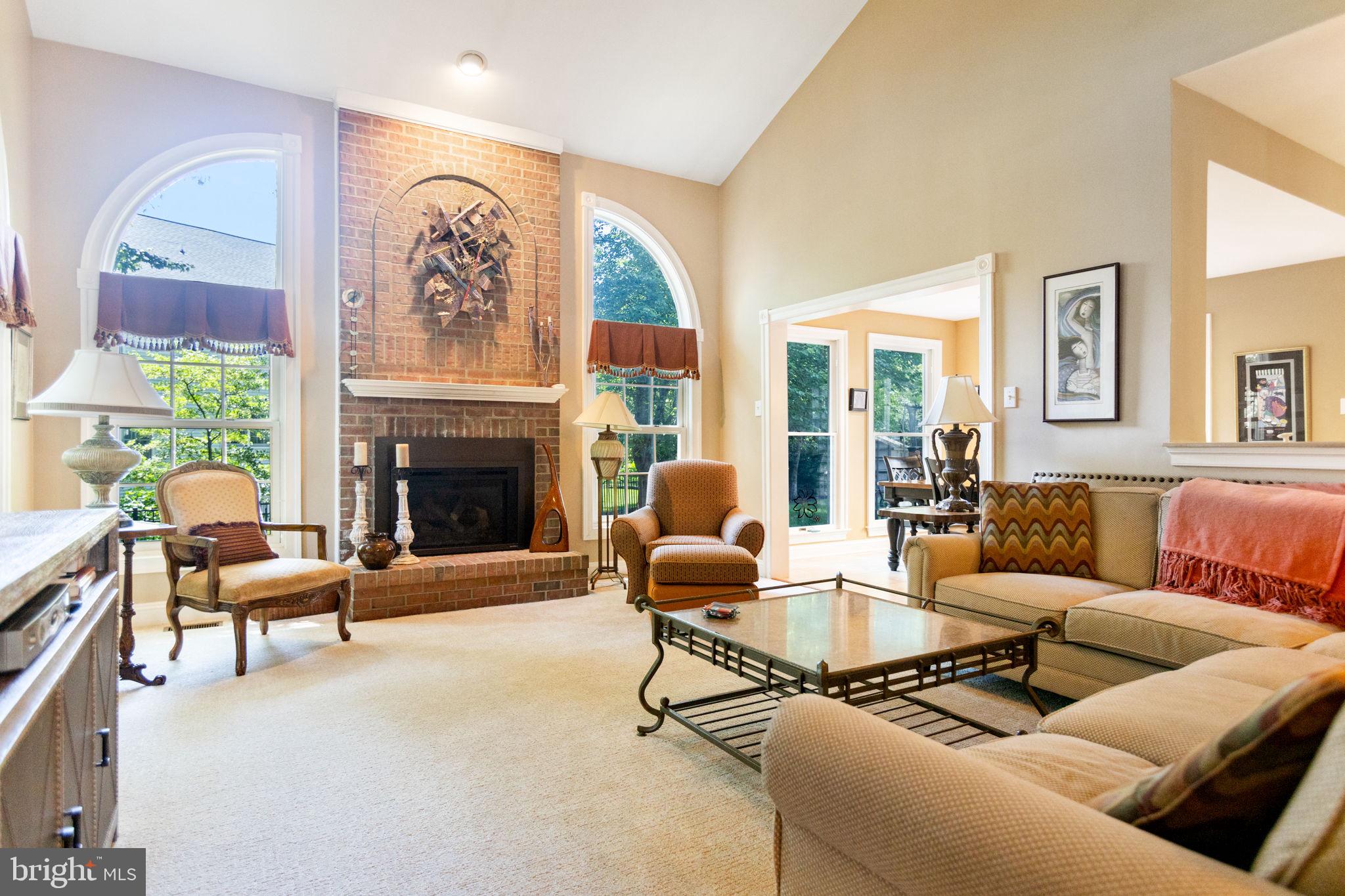 WILLOWS OF POTOMAC - Residential