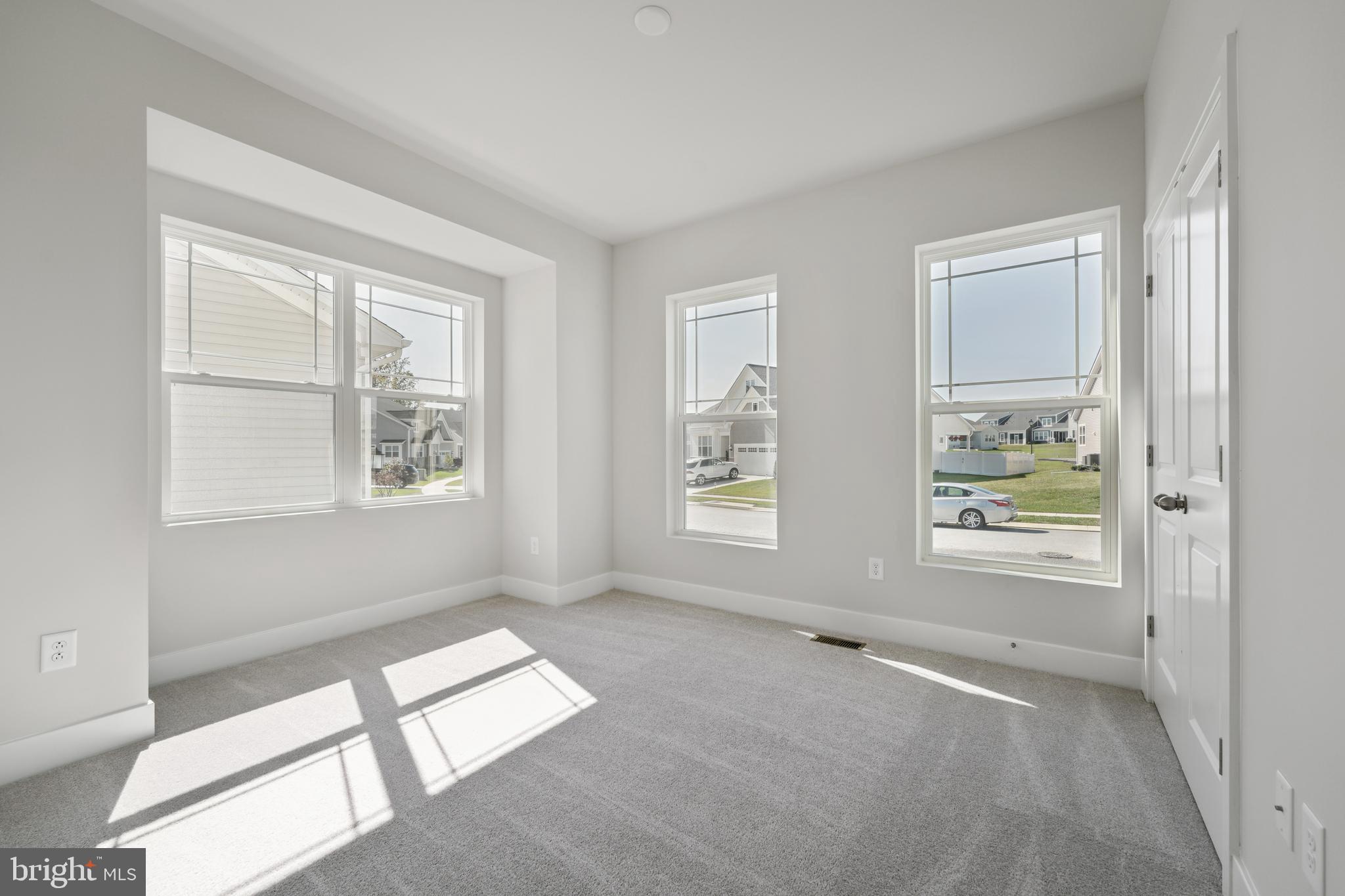 ST. CHARLES - Residential