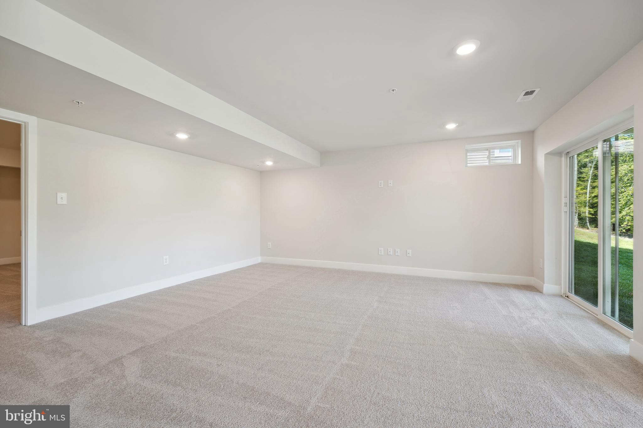 ST. CHARLES - Residential