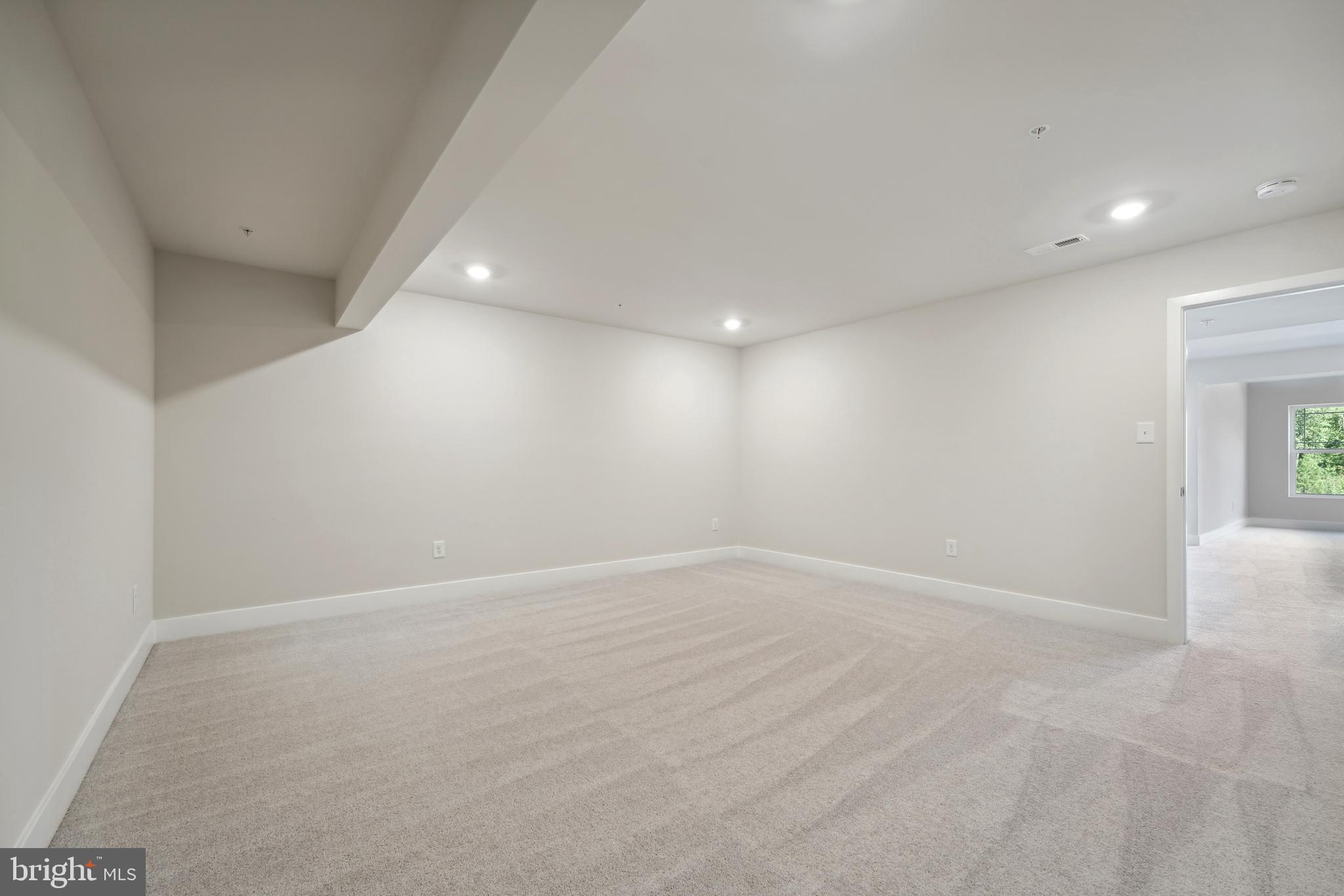 ST. CHARLES - Residential