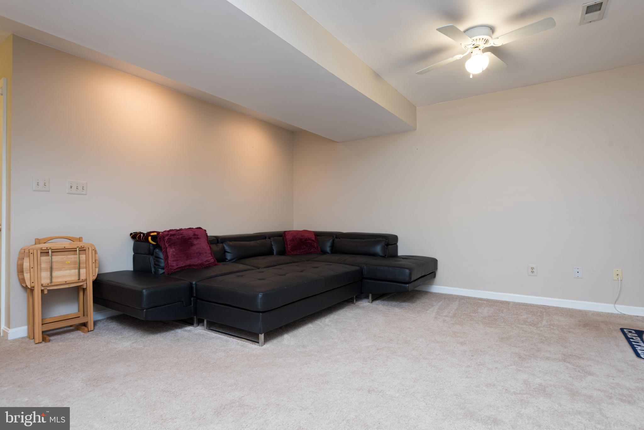 ASHBURN FARM - Residential